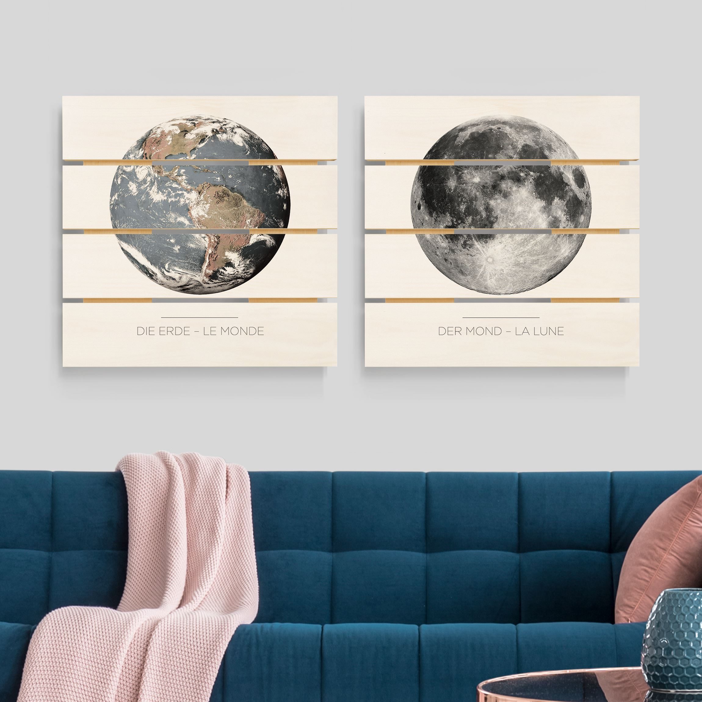 2-teiliges Holzbild Plankenoptik - Quadrat Mond und Erde