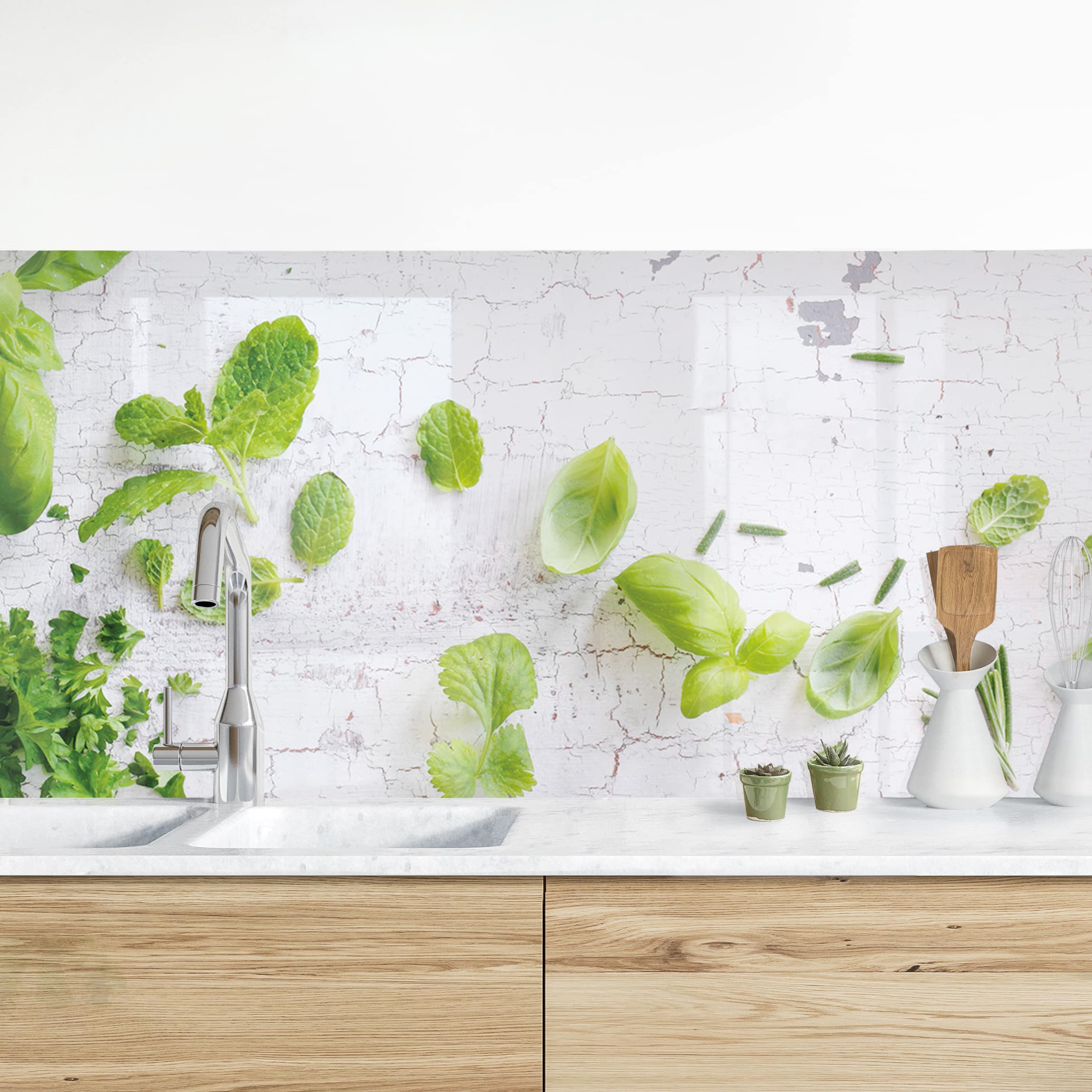 Küchenrückwand Kräuter auf Holz Shabby