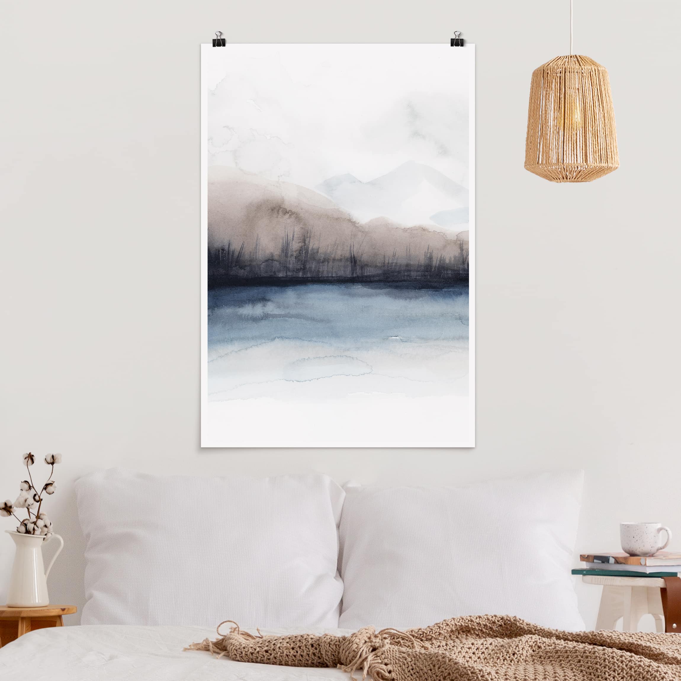 Poster - Hochformat Seeufer mit Bergen II