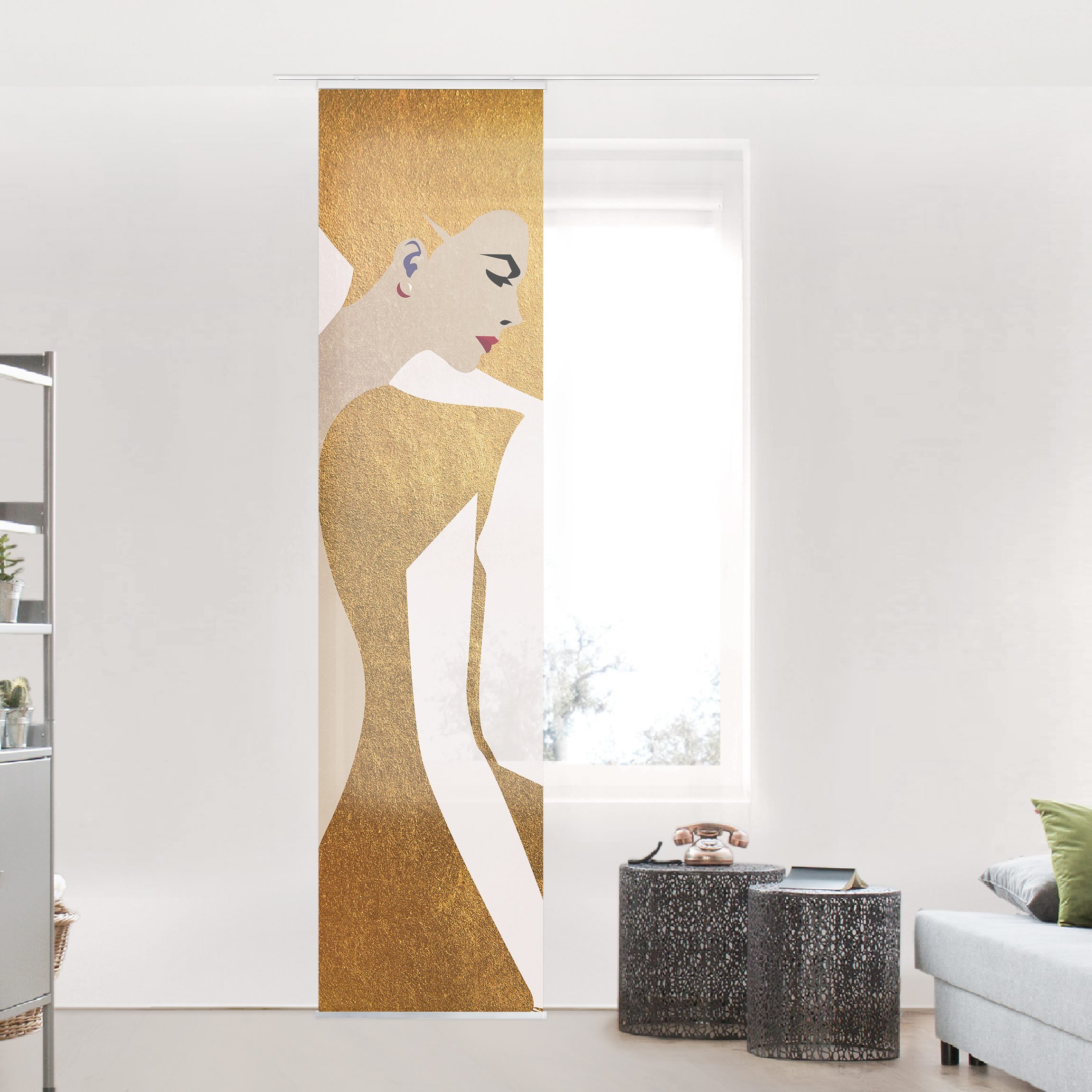 Schiebegardine Dame mit Hut in Gold