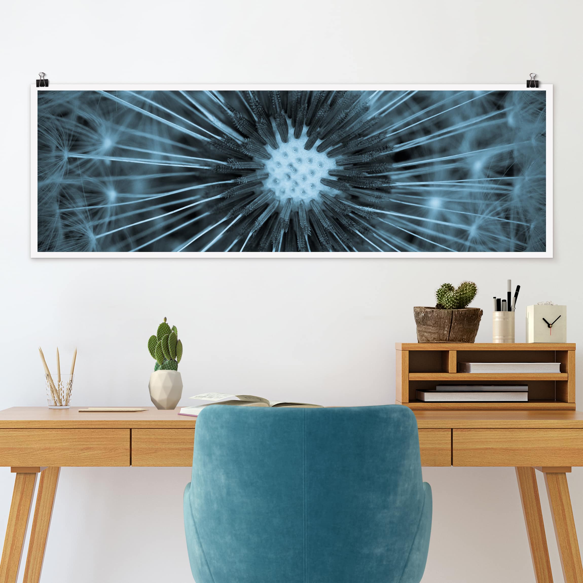 Poster Matt inkl. Posterklammern Blau getönte Pusteblume