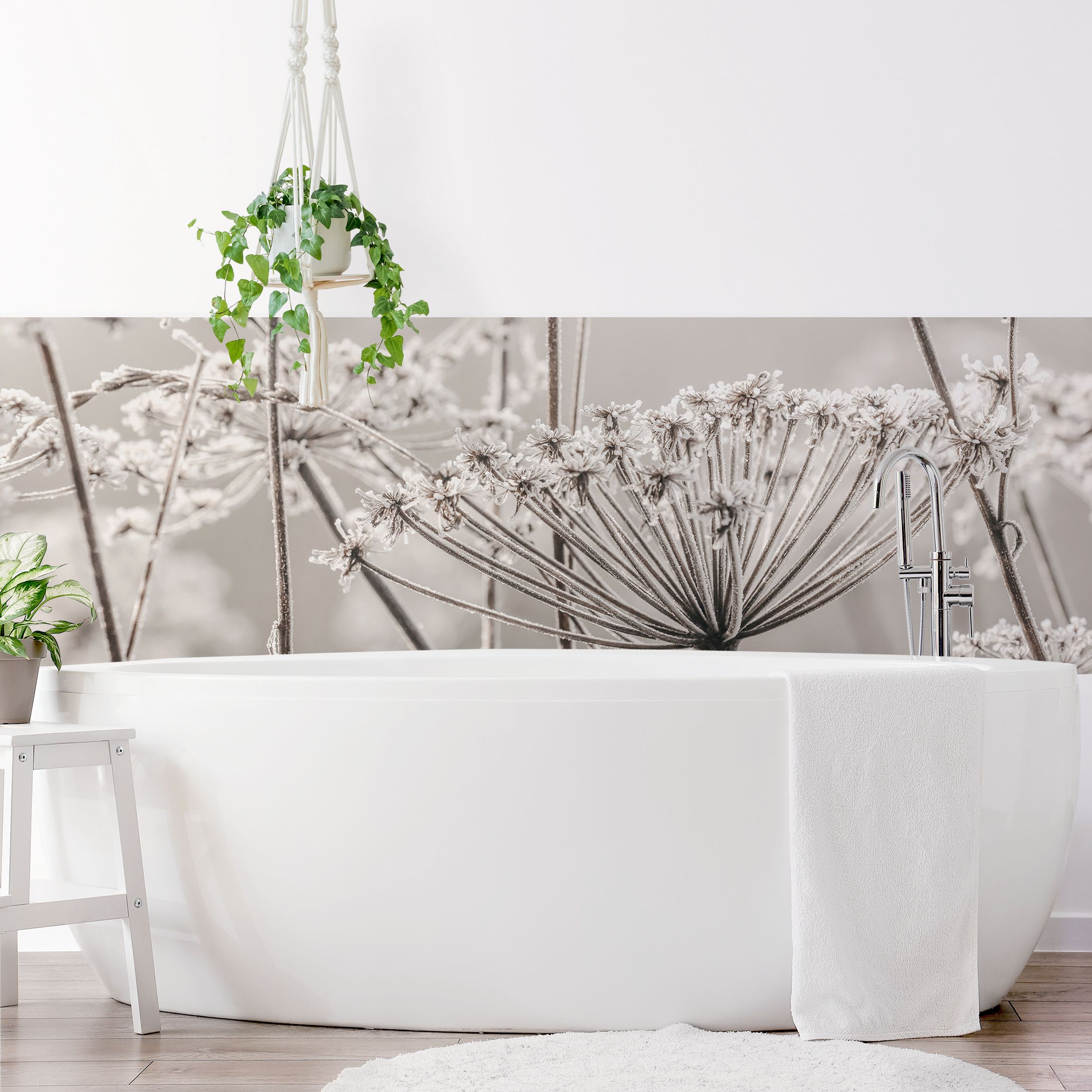 Wandverkleidung Bad Doldenblüten im Frost