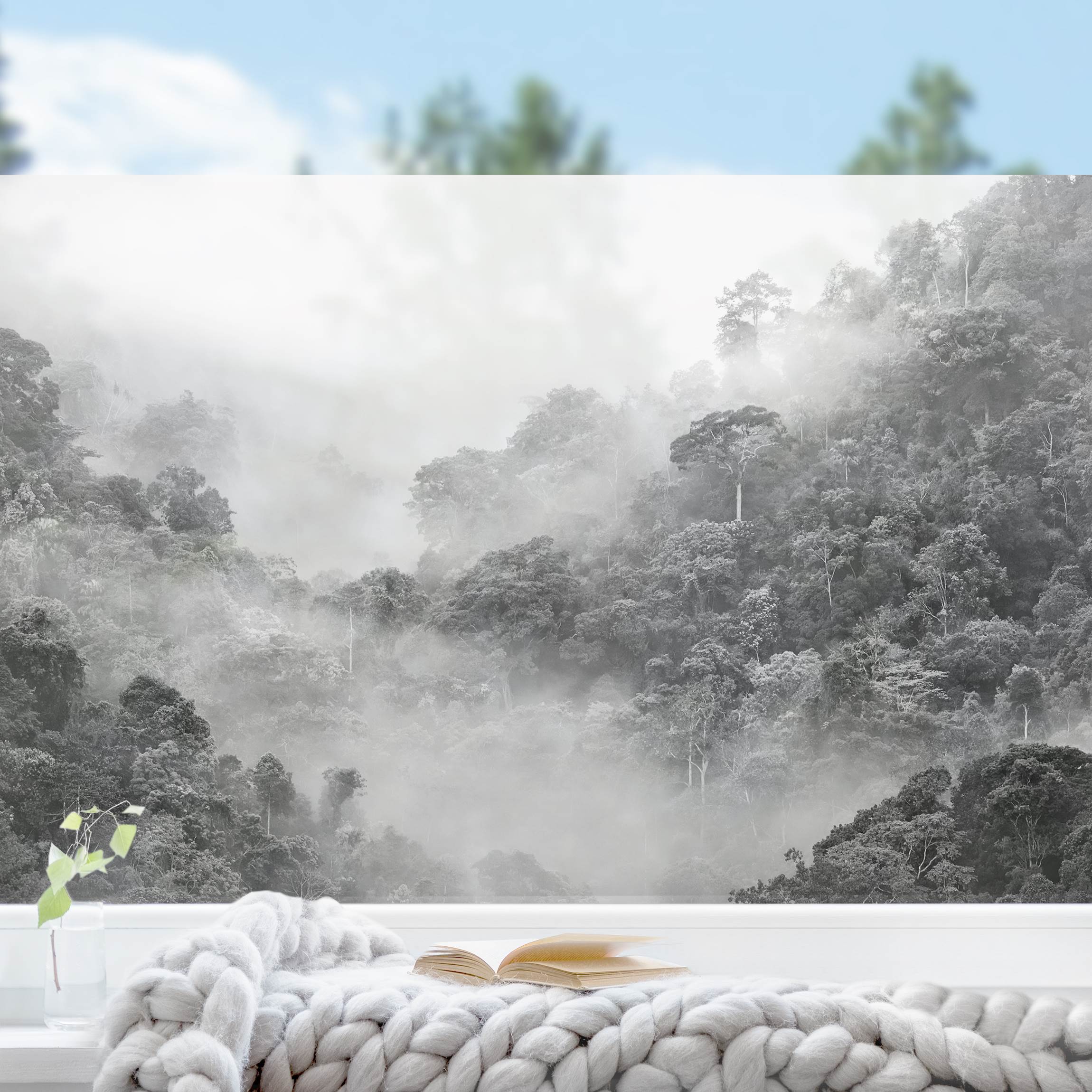Fensterfolie Dschungel im Nebel Schwarz Weiß
