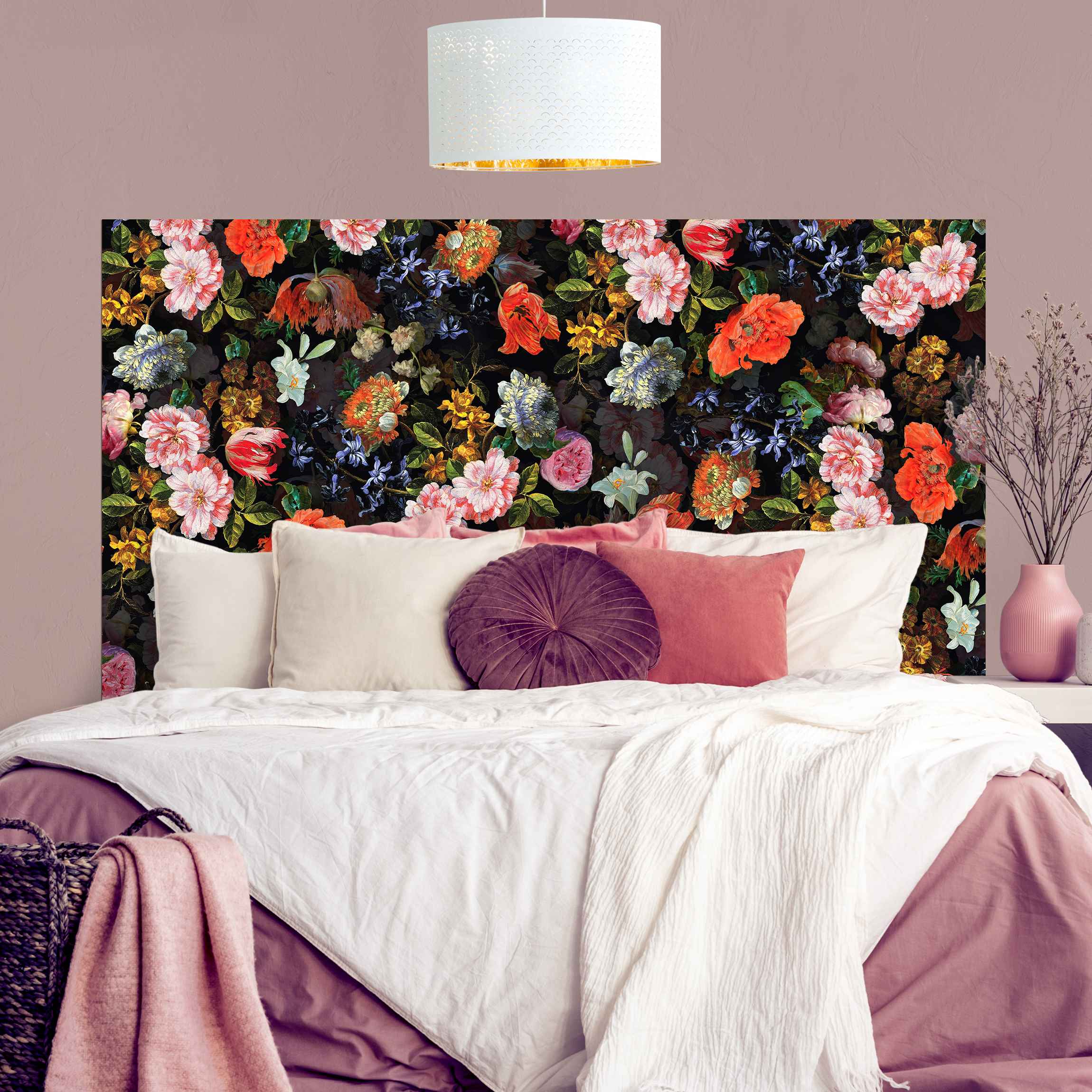 Kopfteil Bett Dunkles Blumenbouquet