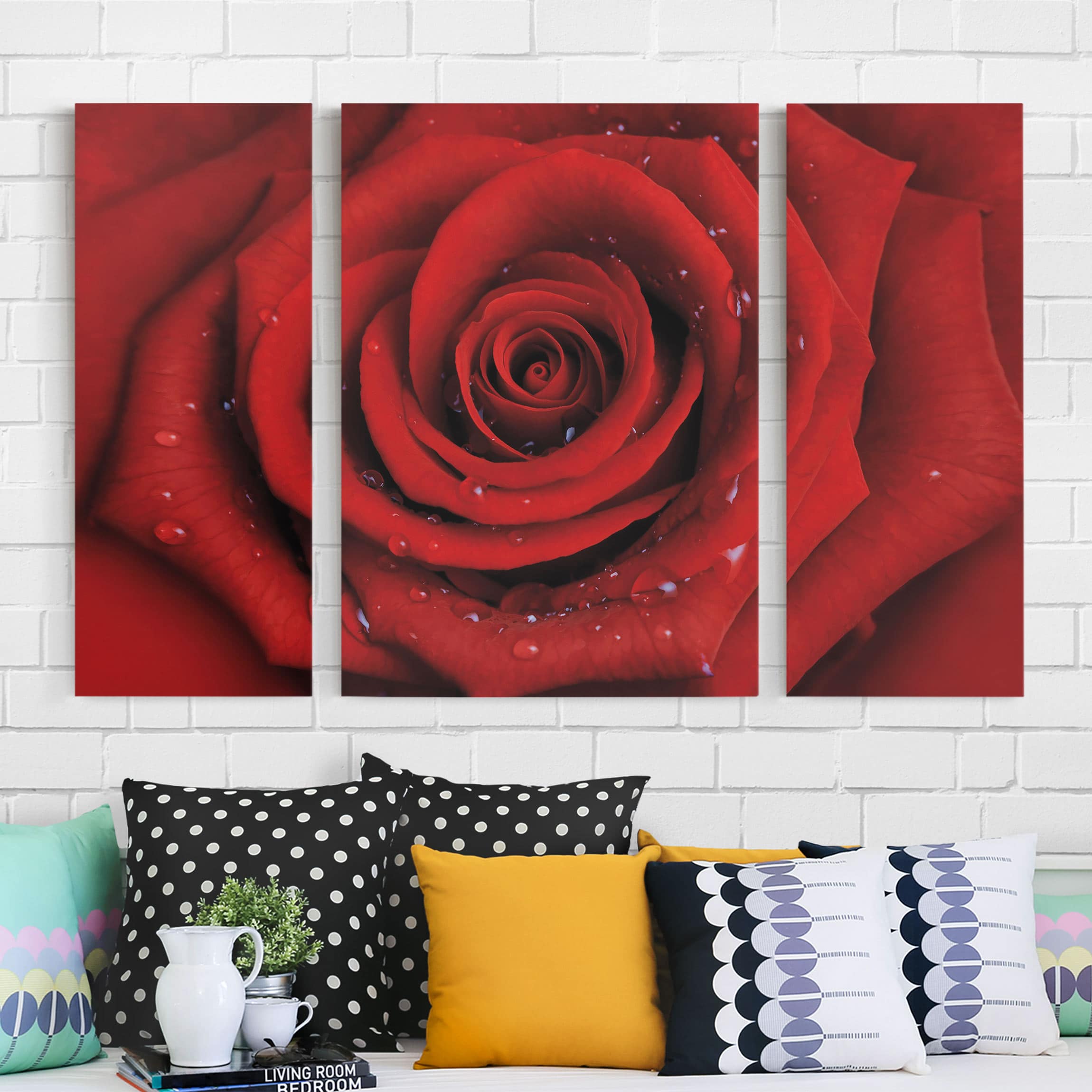 3-teiliges Leinwandbild Blumen Rote Rose mit Wassertropfen