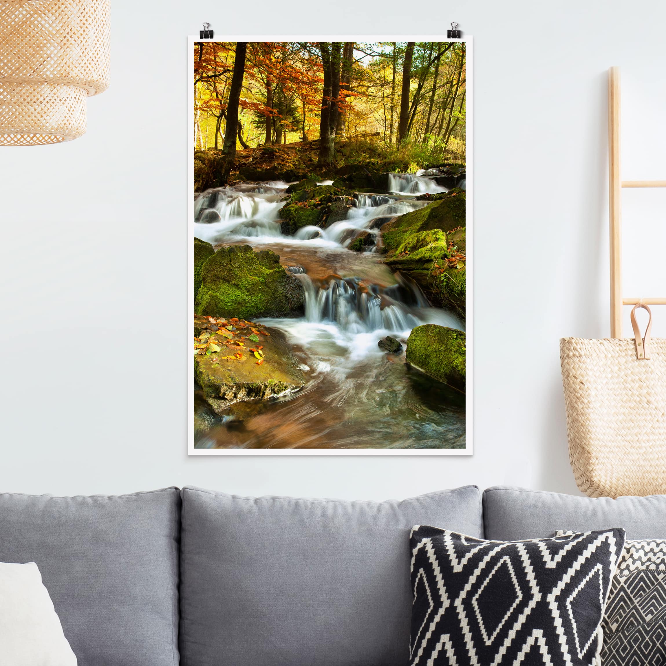 Poster - Hochformat Wasserfall herbstlicher Wald