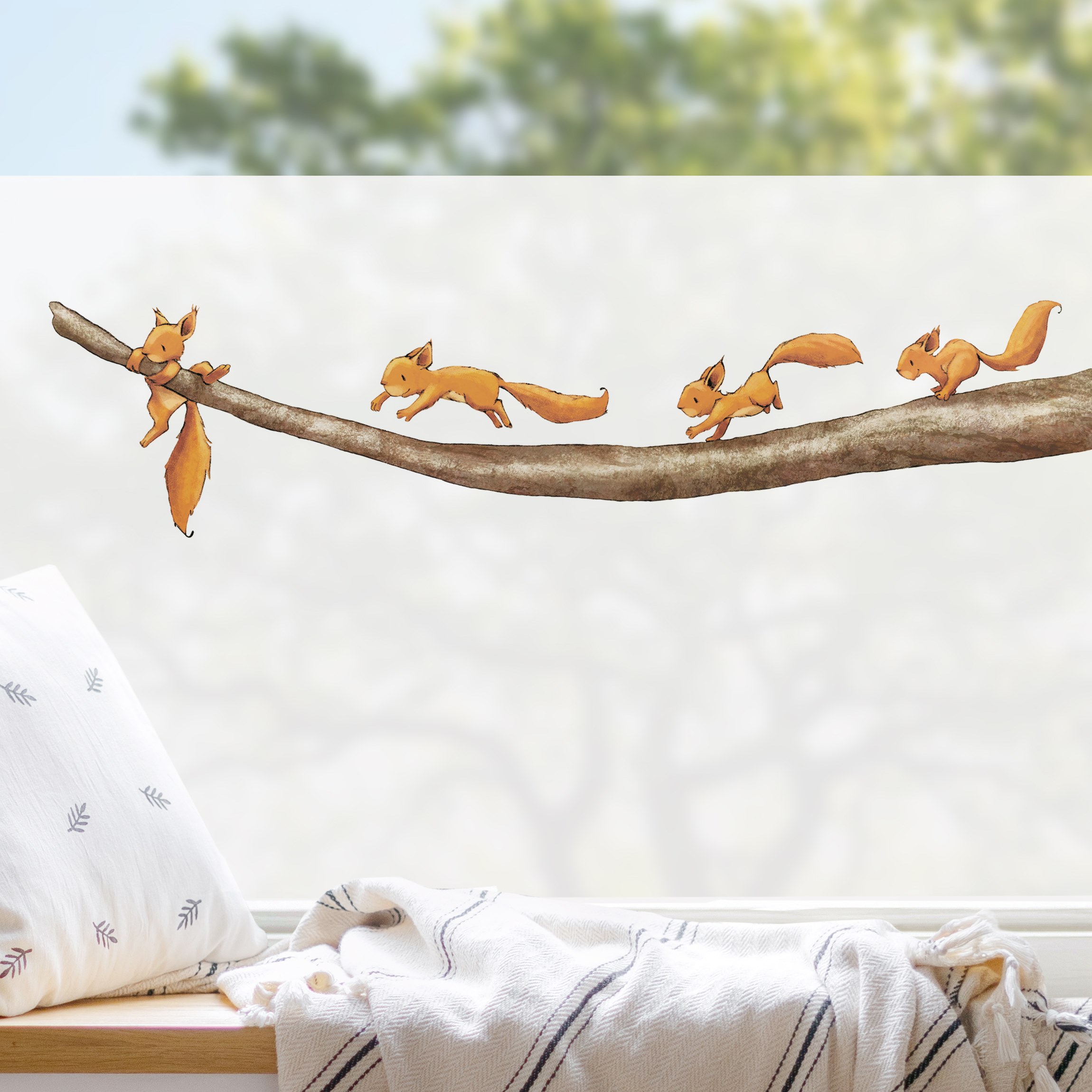 Fensterfolie Jacoby und Stuart - Einhörnchen halt dich fest