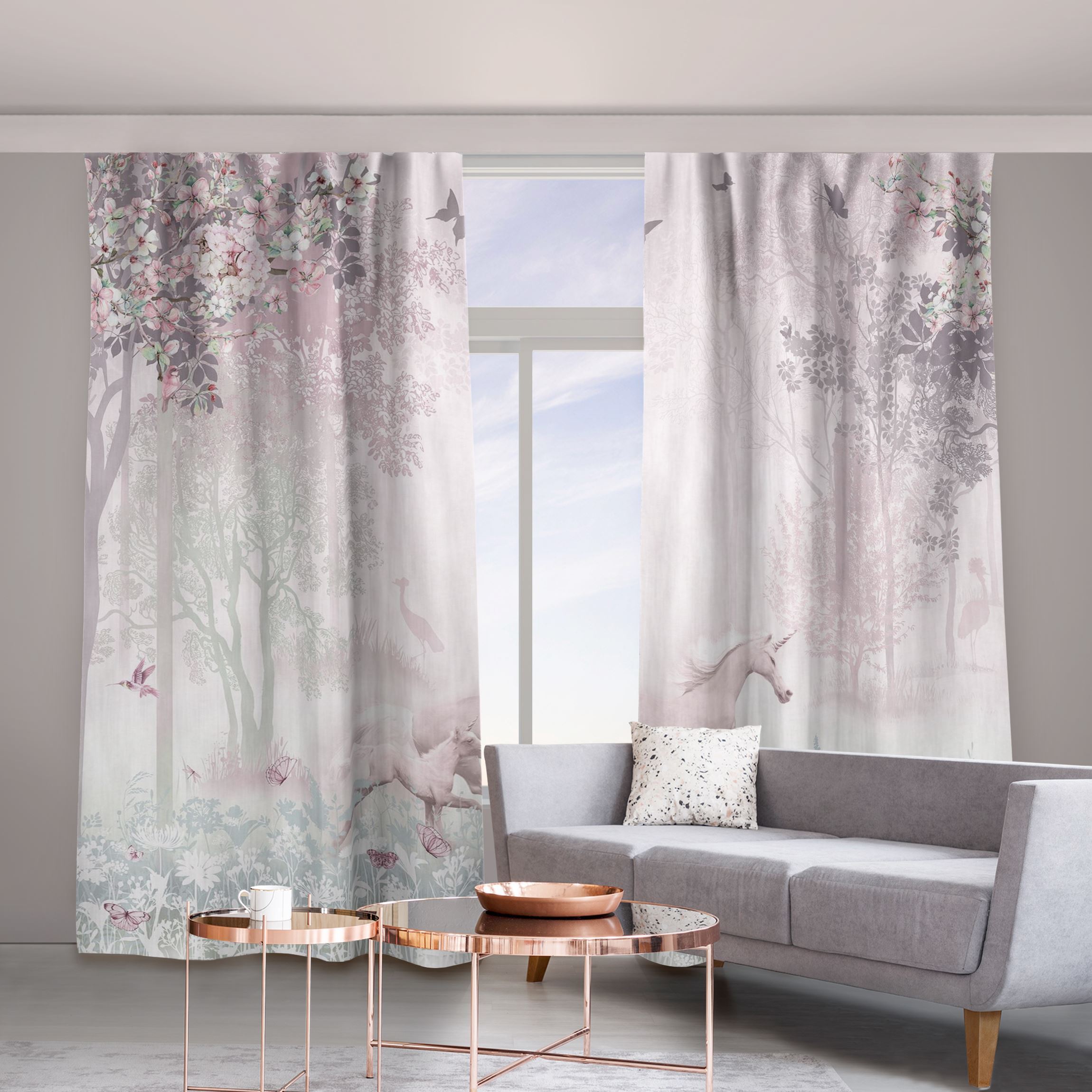 Vorhang Einhorn auf Blumenwiese in Rosa