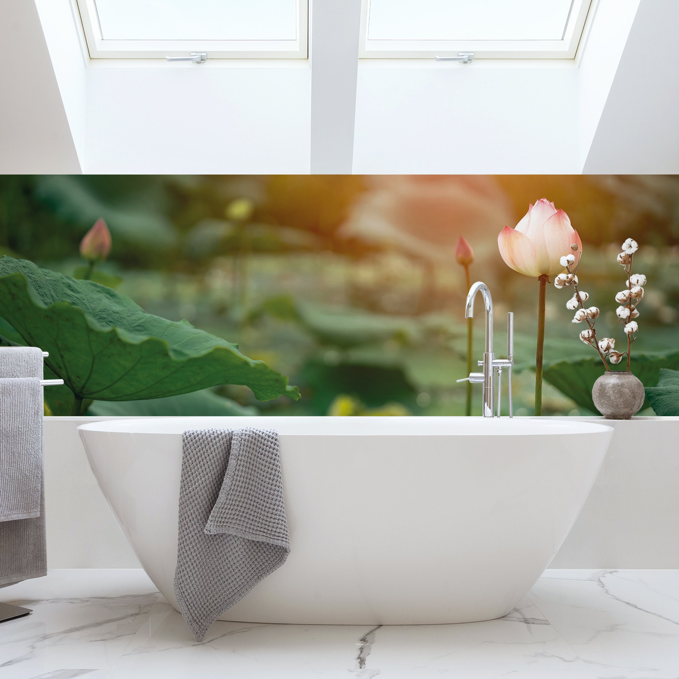 Wandverkleidung Bad Erblühende Seerose