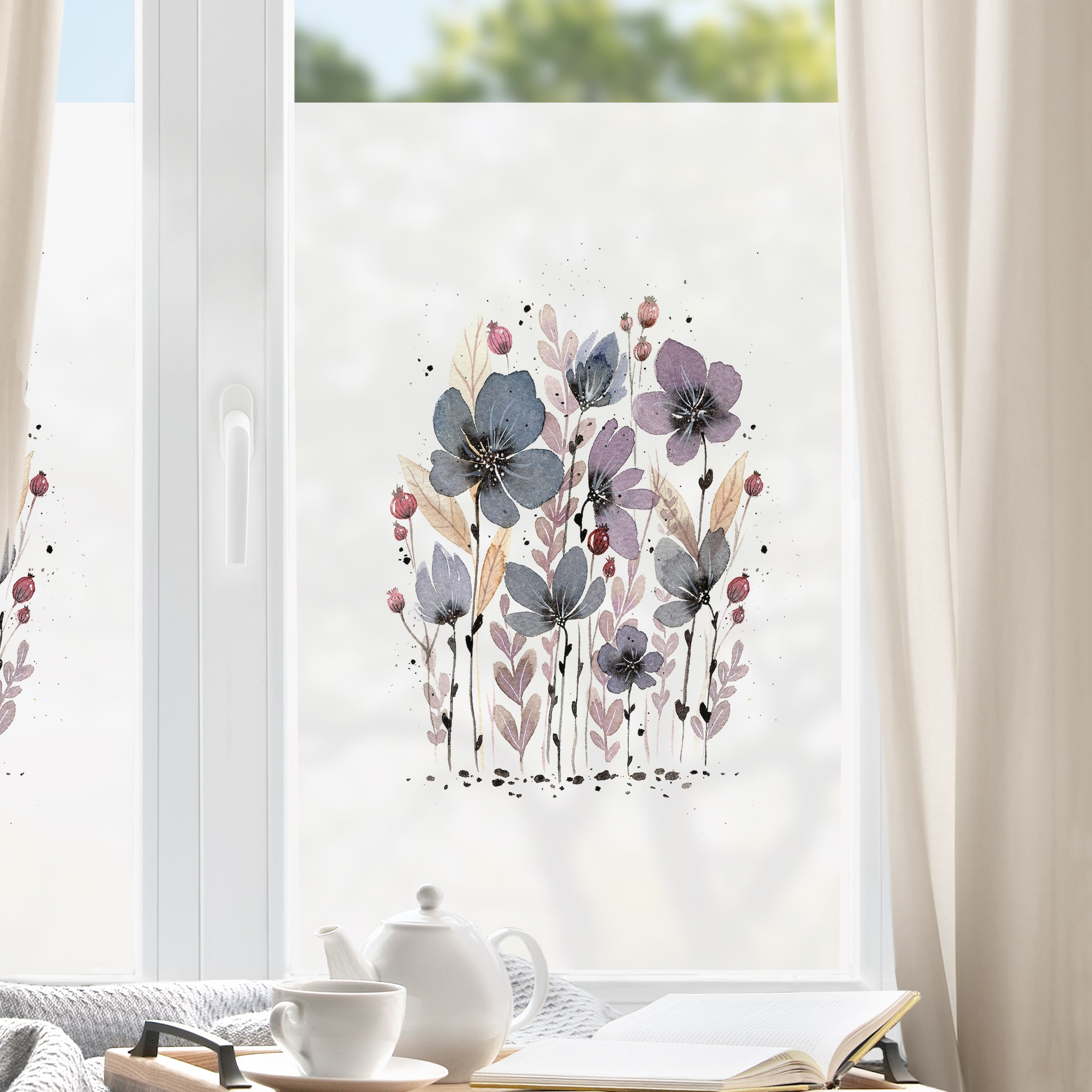 Fensterfolie Esther Meinl - Violette Aquarell Blumen