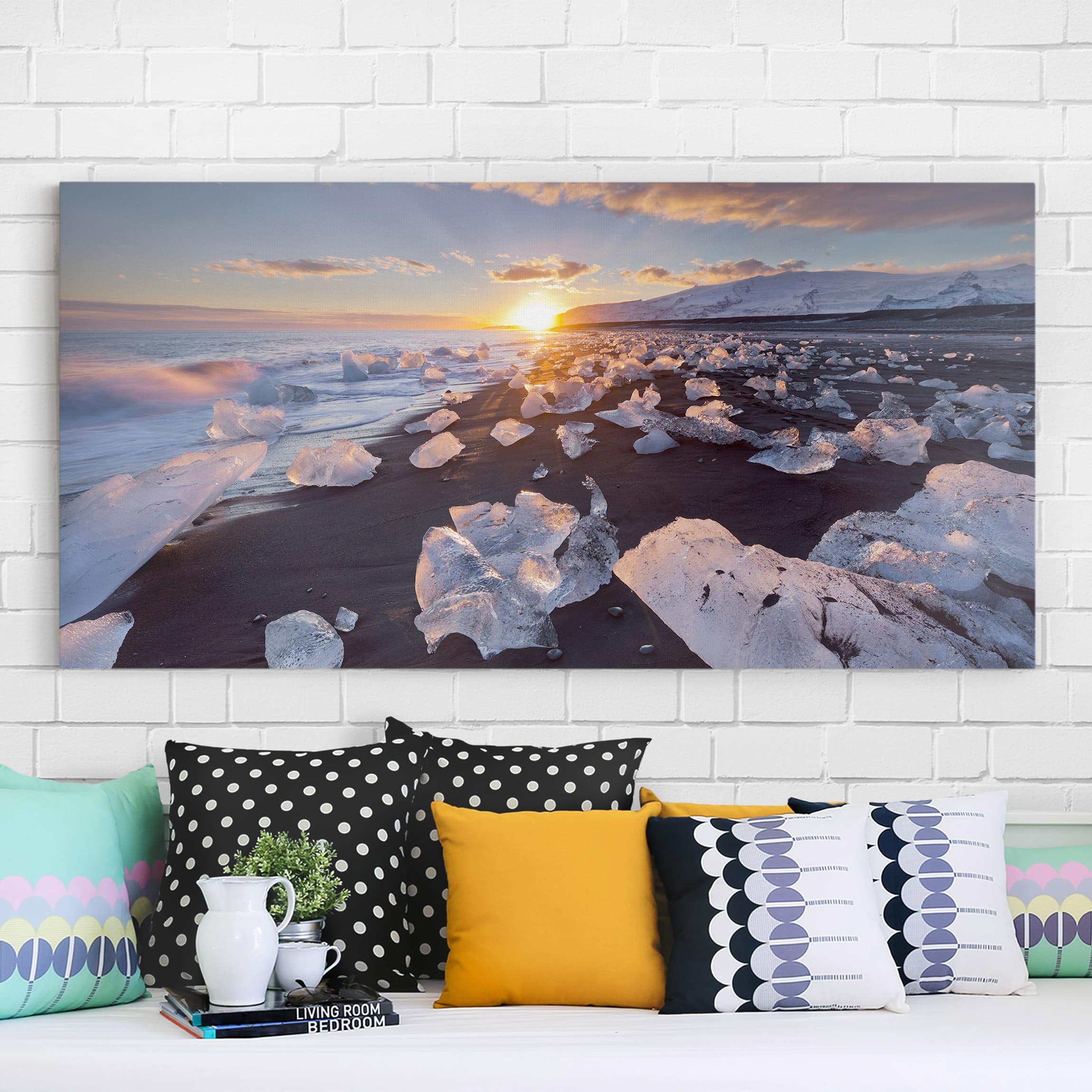 Leinwandbild - Querformat Eisbrocken am Strand Island