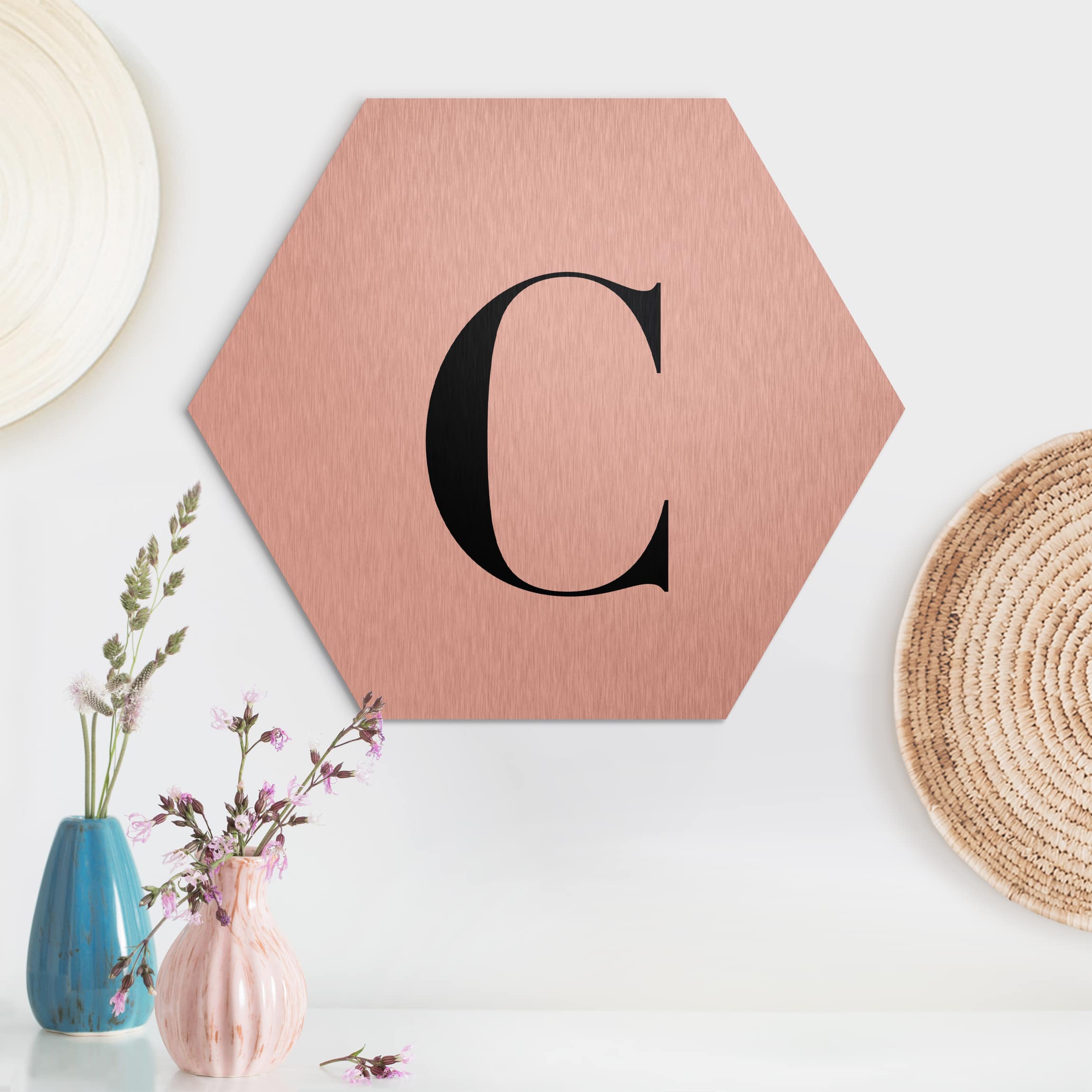 Hexagon-Alu-Dibond Bild Buchstabe Serif Weiß C