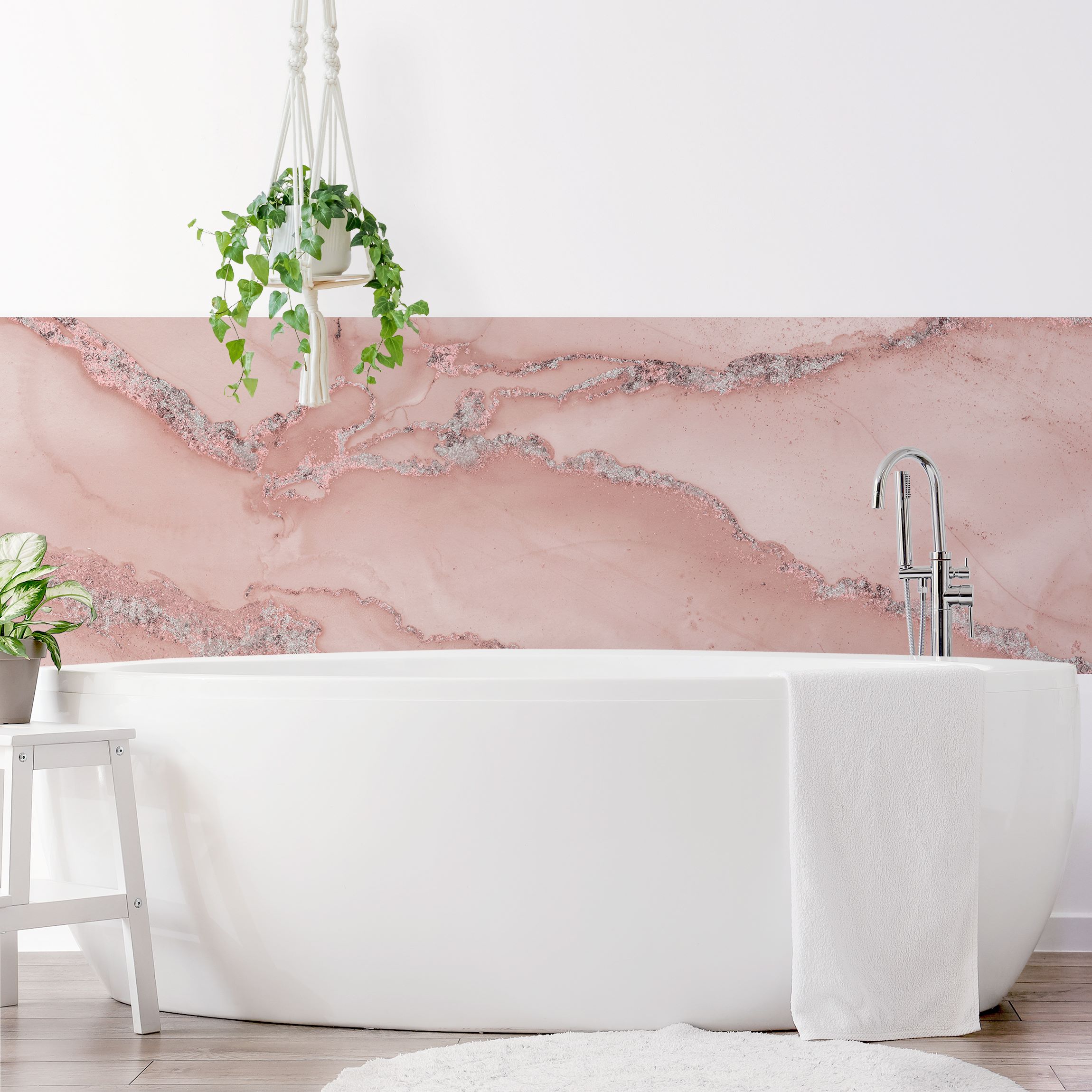 Wandverkleidung Bad Farbexperimente Marmor Rose und Glitzer