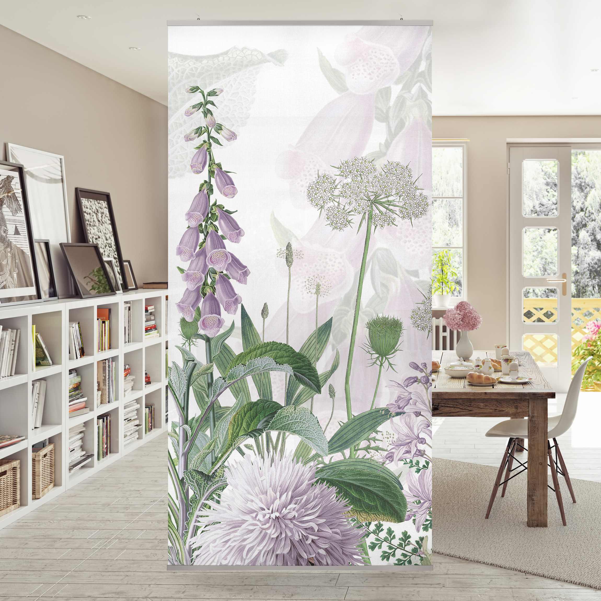 Raumteiler Fingerhut in zarter Blumenwiese