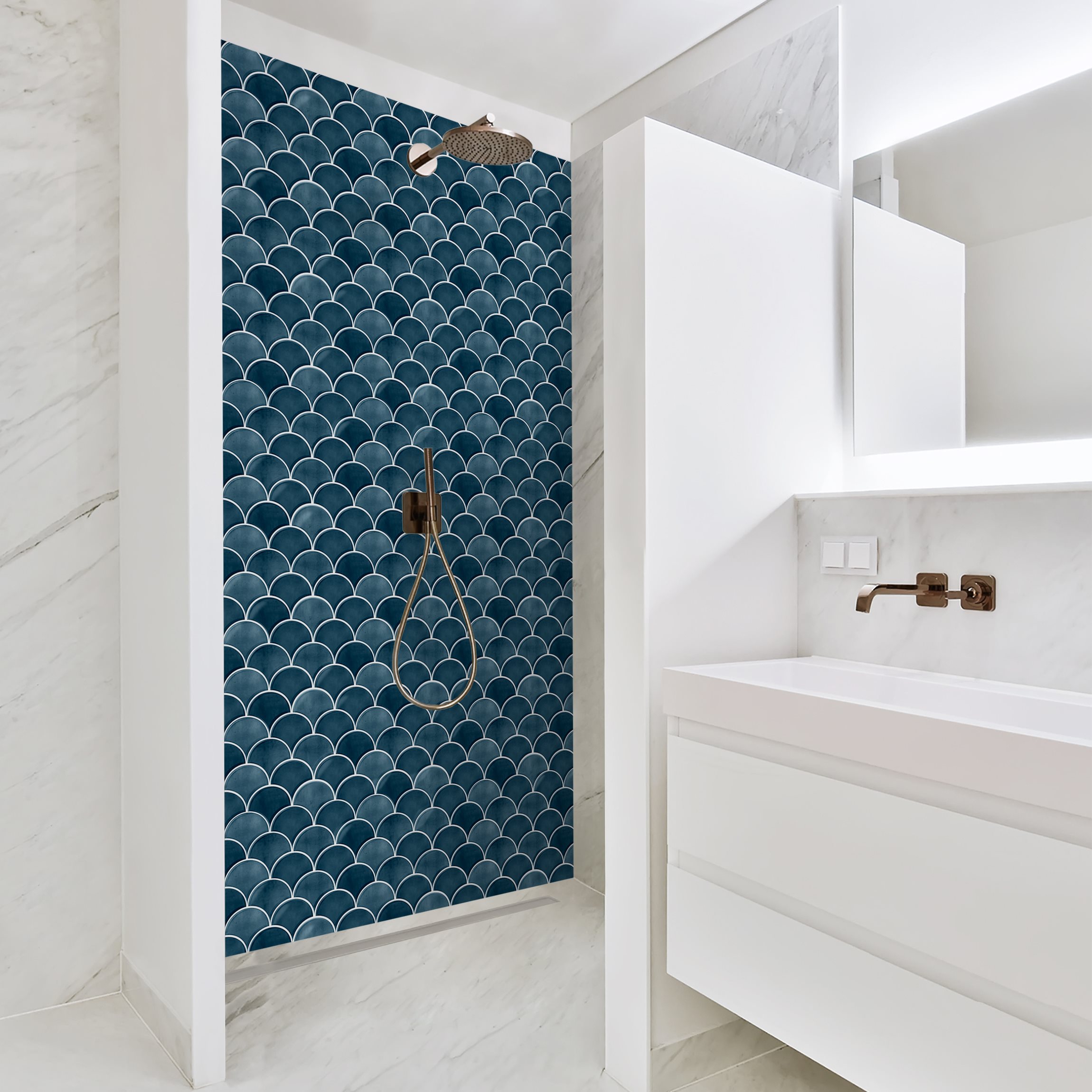 Duschrückwand Fischschuppen Fliesen Keramikoptik Dunkelblau