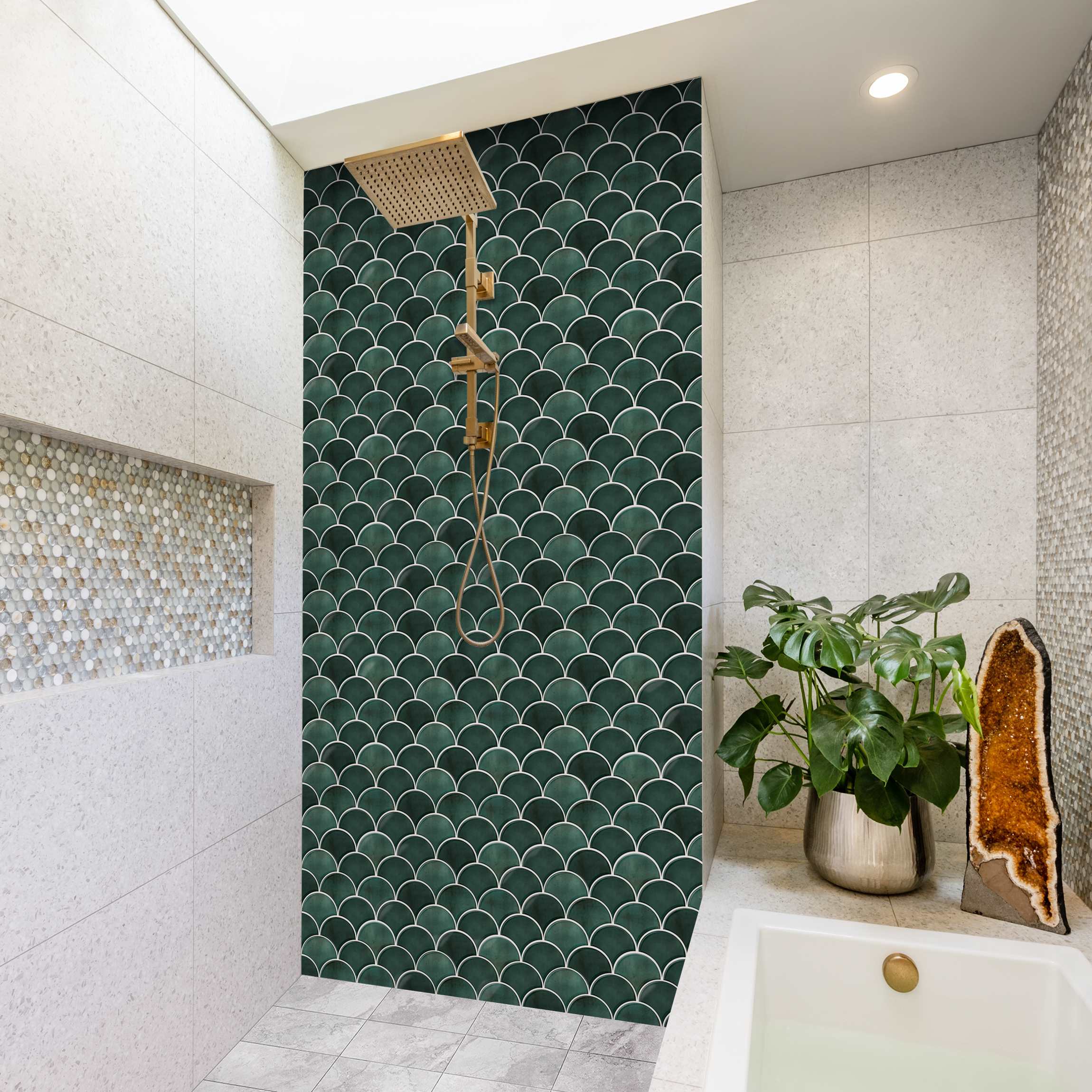 Duschrückwand Fischschuppen Fliesen Keramikoptik Dunkelgrün