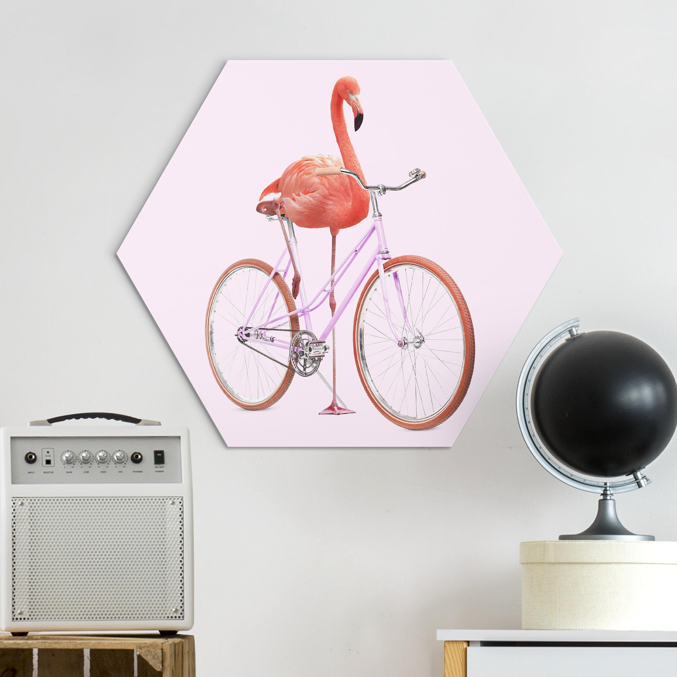 Hexagon-Alu-Dibond Bild Flamingo mit Fahrrad