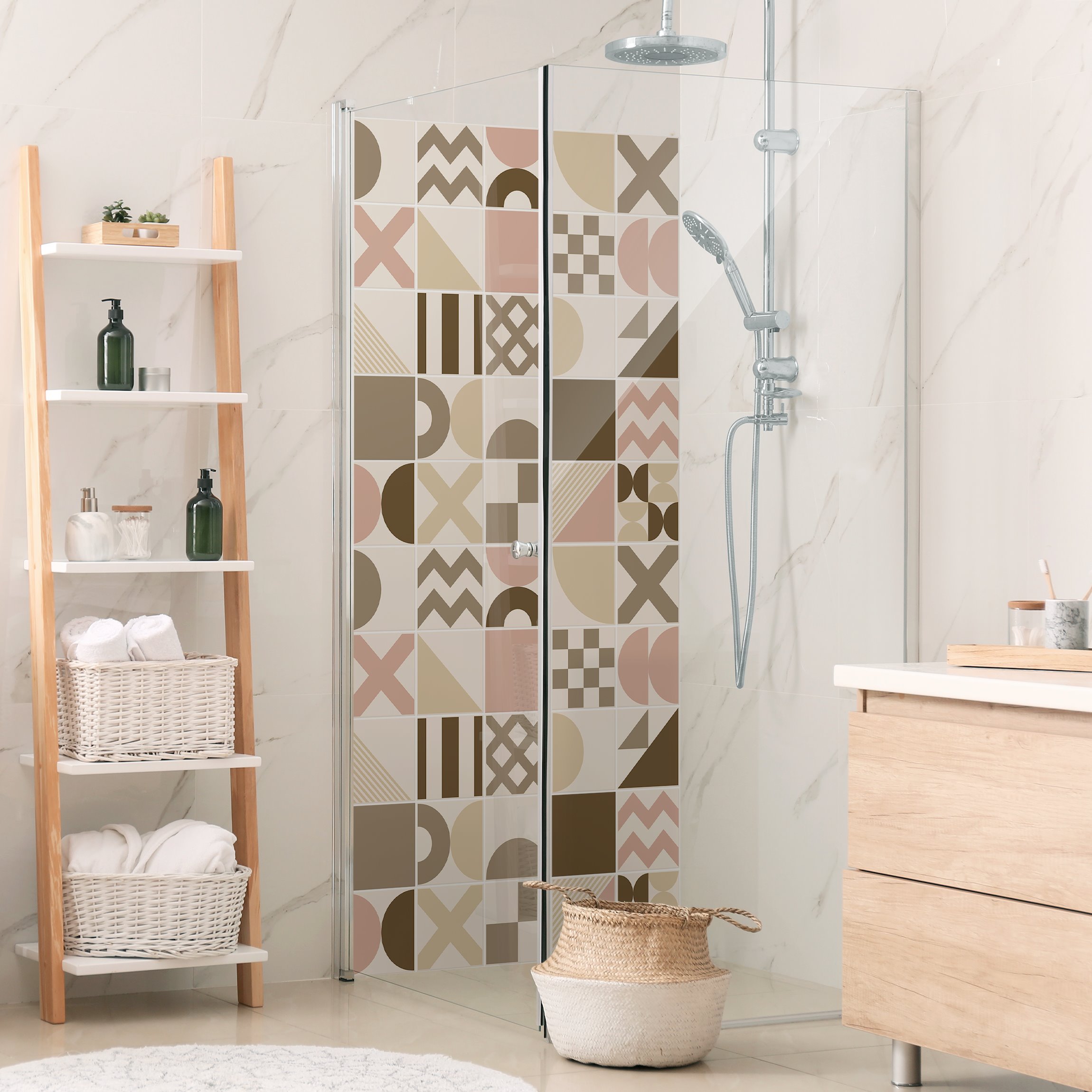 Duschrückwand Fliesen Geometrische Formen Rosa und Beige