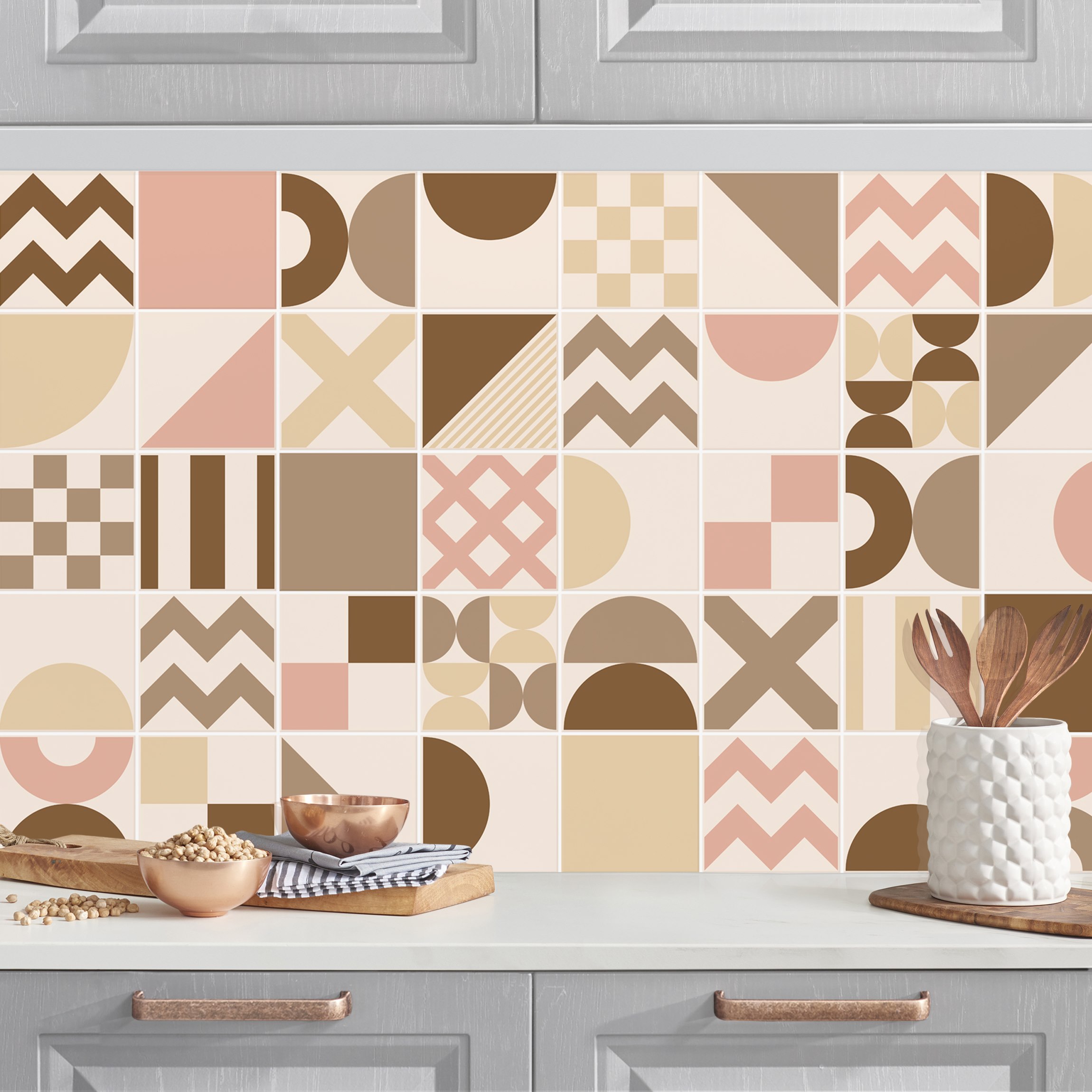 Küchenrückwand Fliesen Geometrische Formen Rosa und Beige