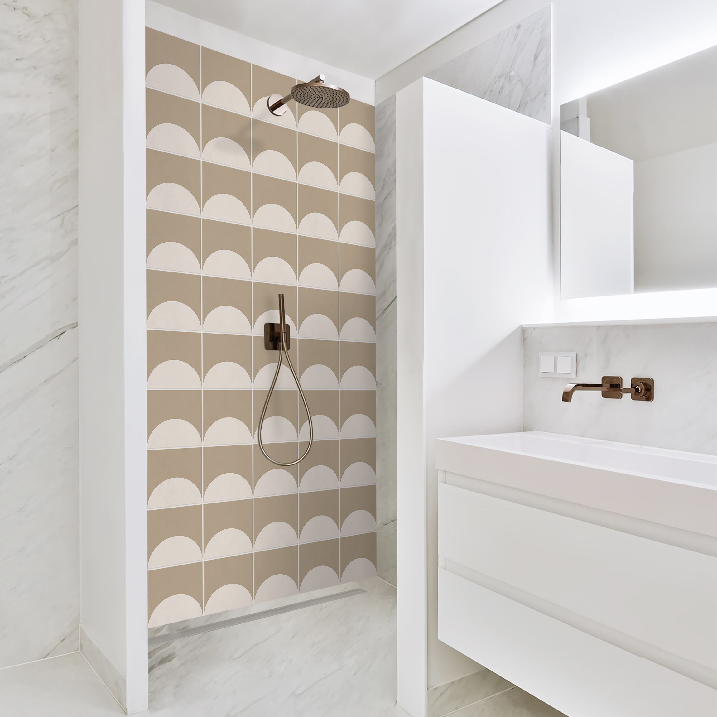 Duschrückwand Fliesen mit Halbkreisen Beige