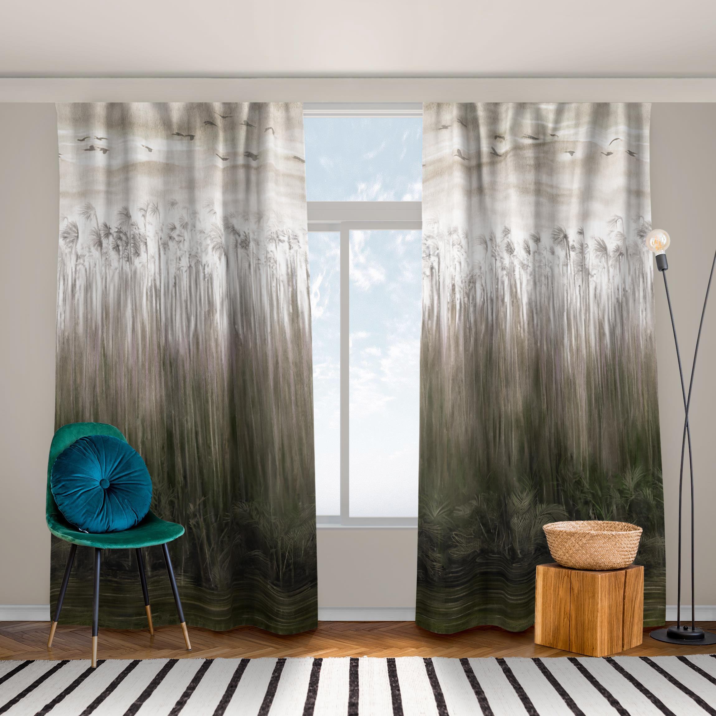 Vorhang Flussschilf vor Berglandschaft in beige