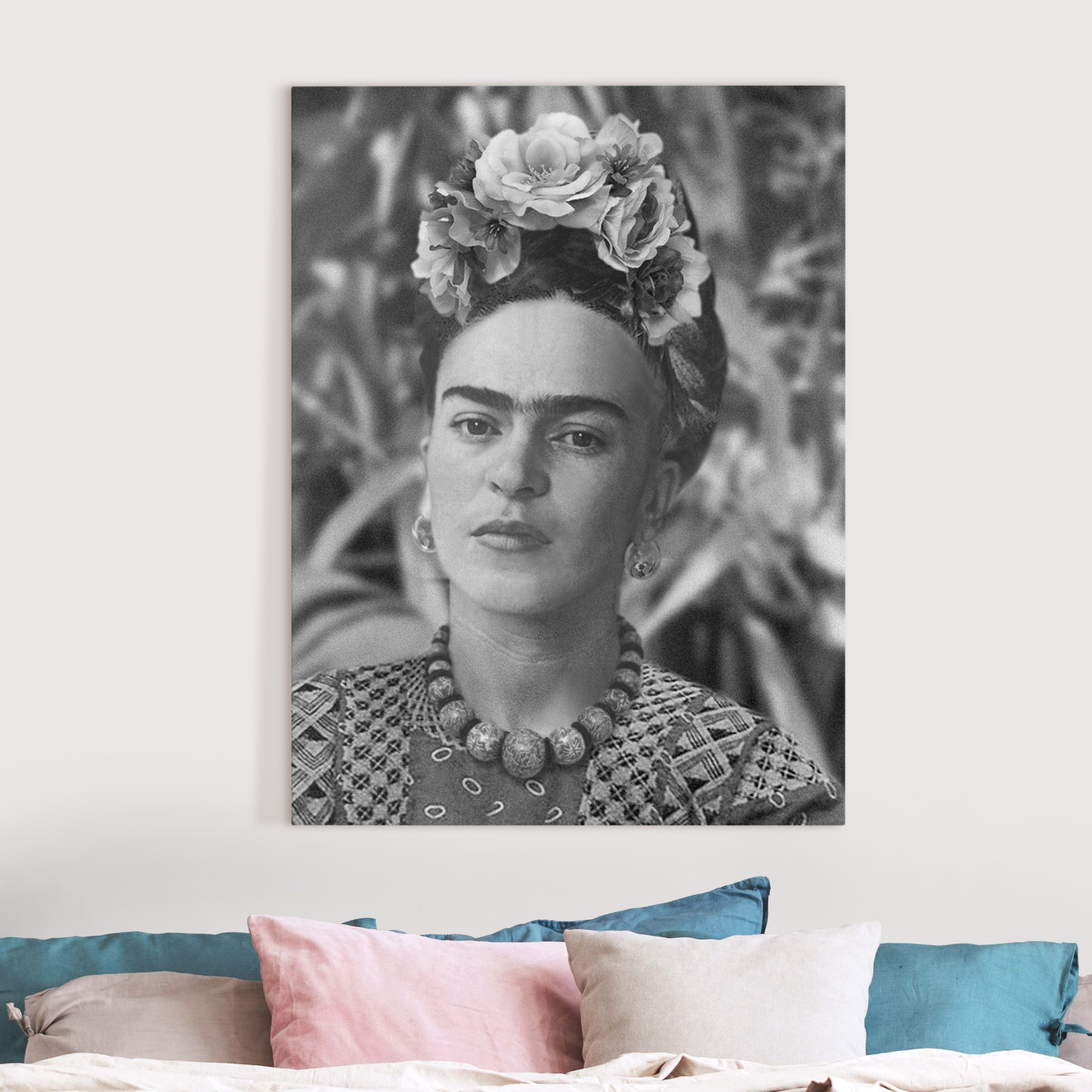 Leinwandbild Frida Kahlo Foto Portrait mit Blumenkrone