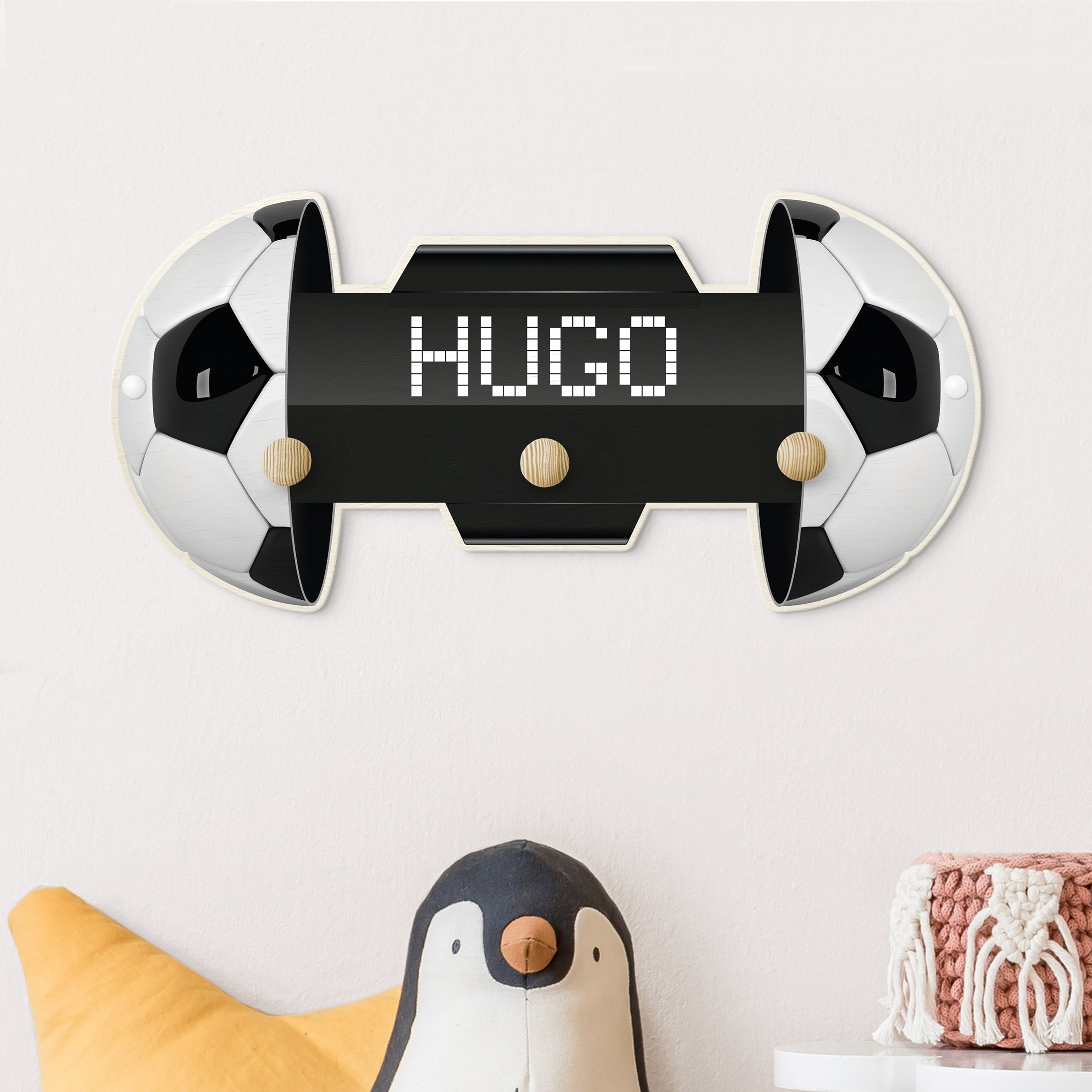 Kindergarderobe Holz mit Namen Fussball - Anzeigetafel mit Wunschtext