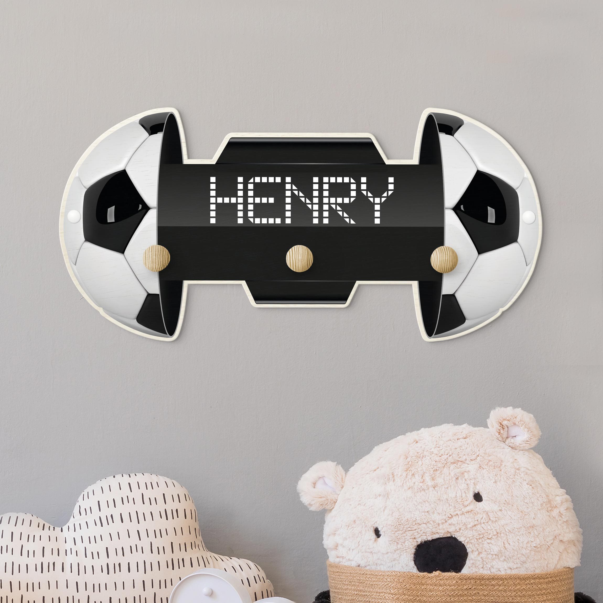 Kindergarderobe Holz mit Namen Fussball - Anzeigetafel mit Wunschtext