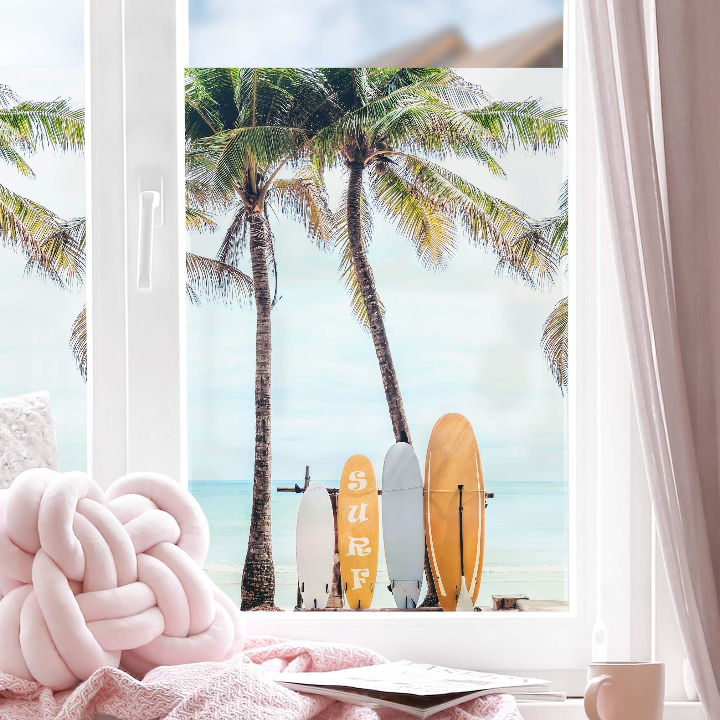Fensterfolie Gelbe Surfboards unter Palmen