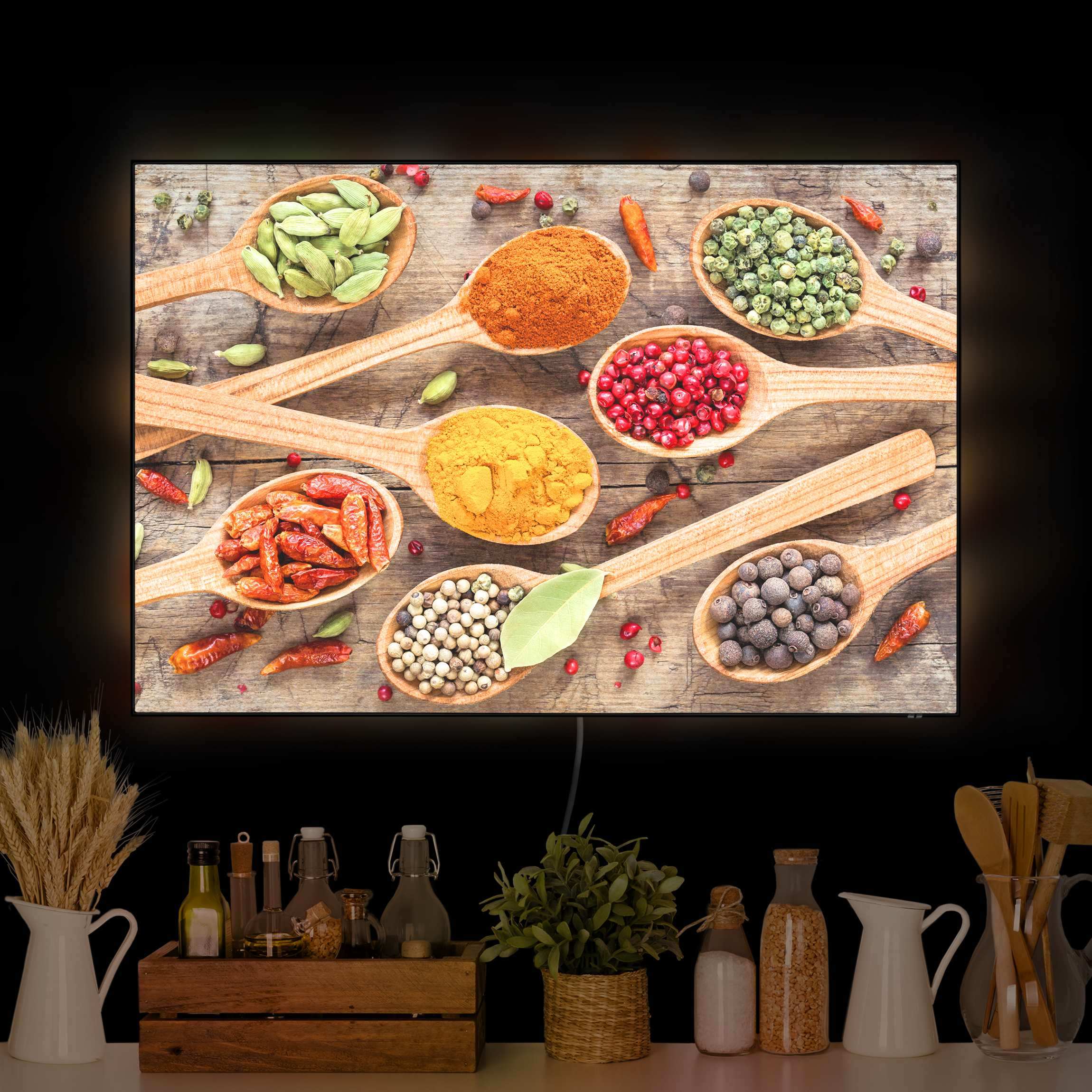 LED-Wechselbild Gewürze auf Holzlöffel