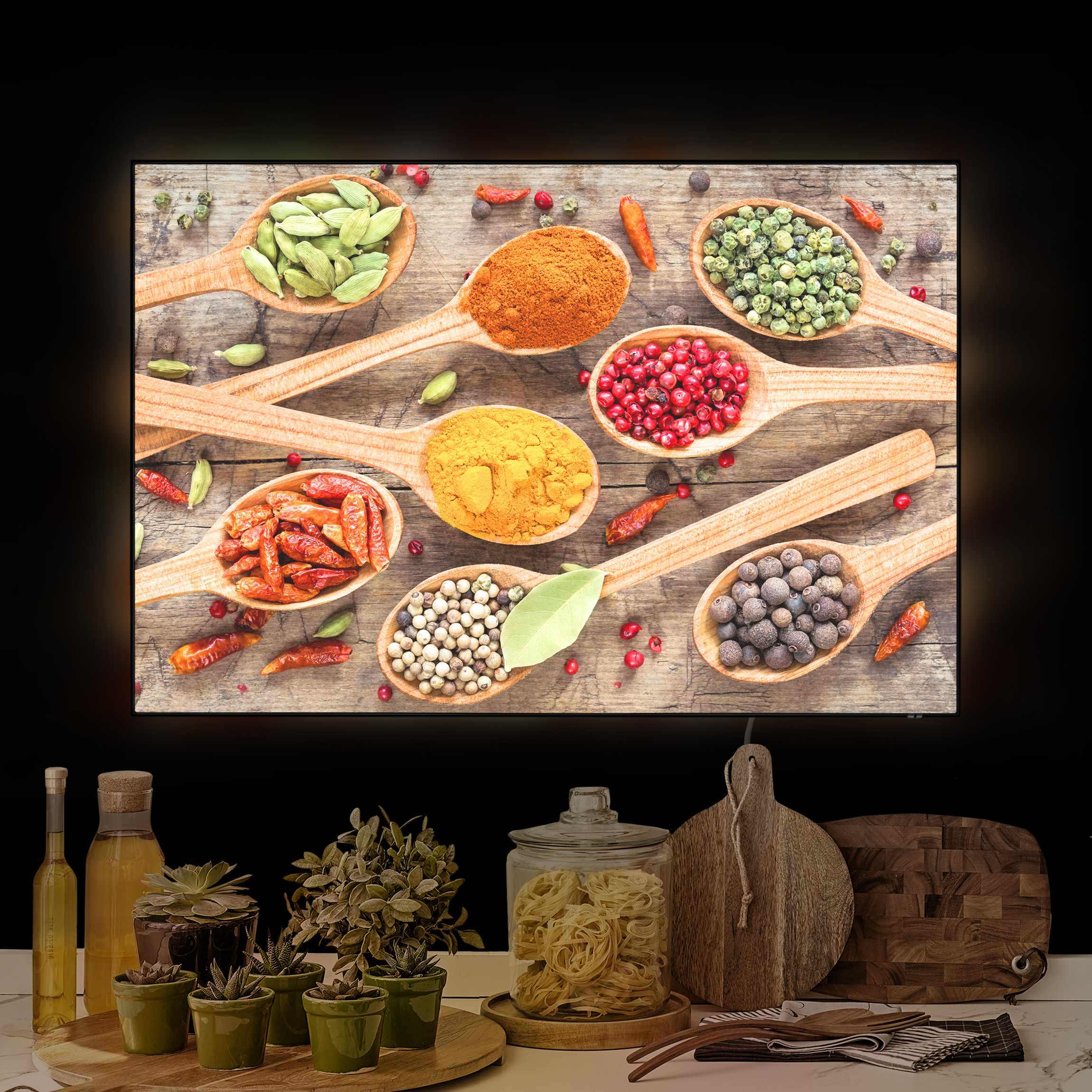 LED-Wechselbild Gewürze auf Holzlöffel