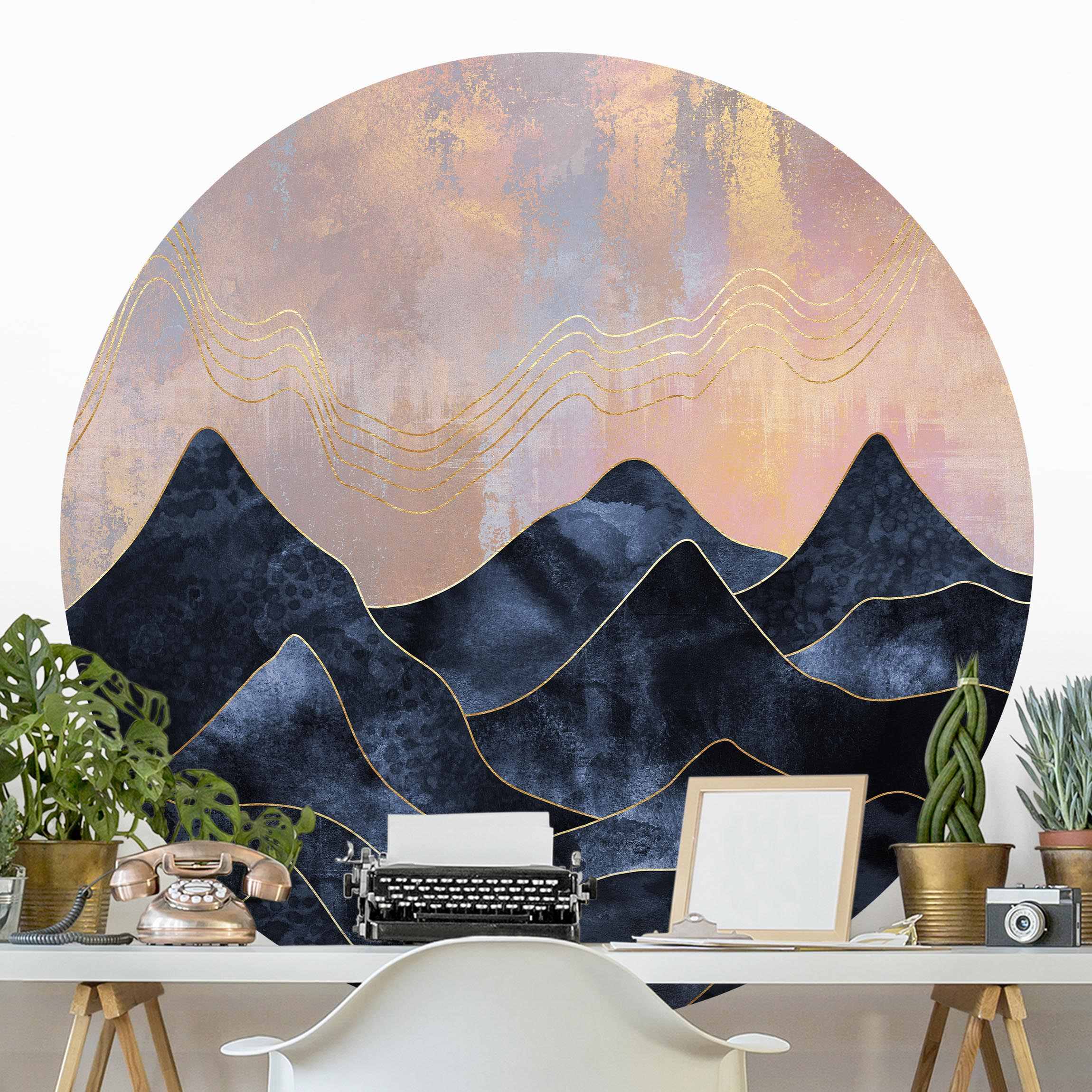 Runde Fototapete Goldene Dämmerung über Gebirge