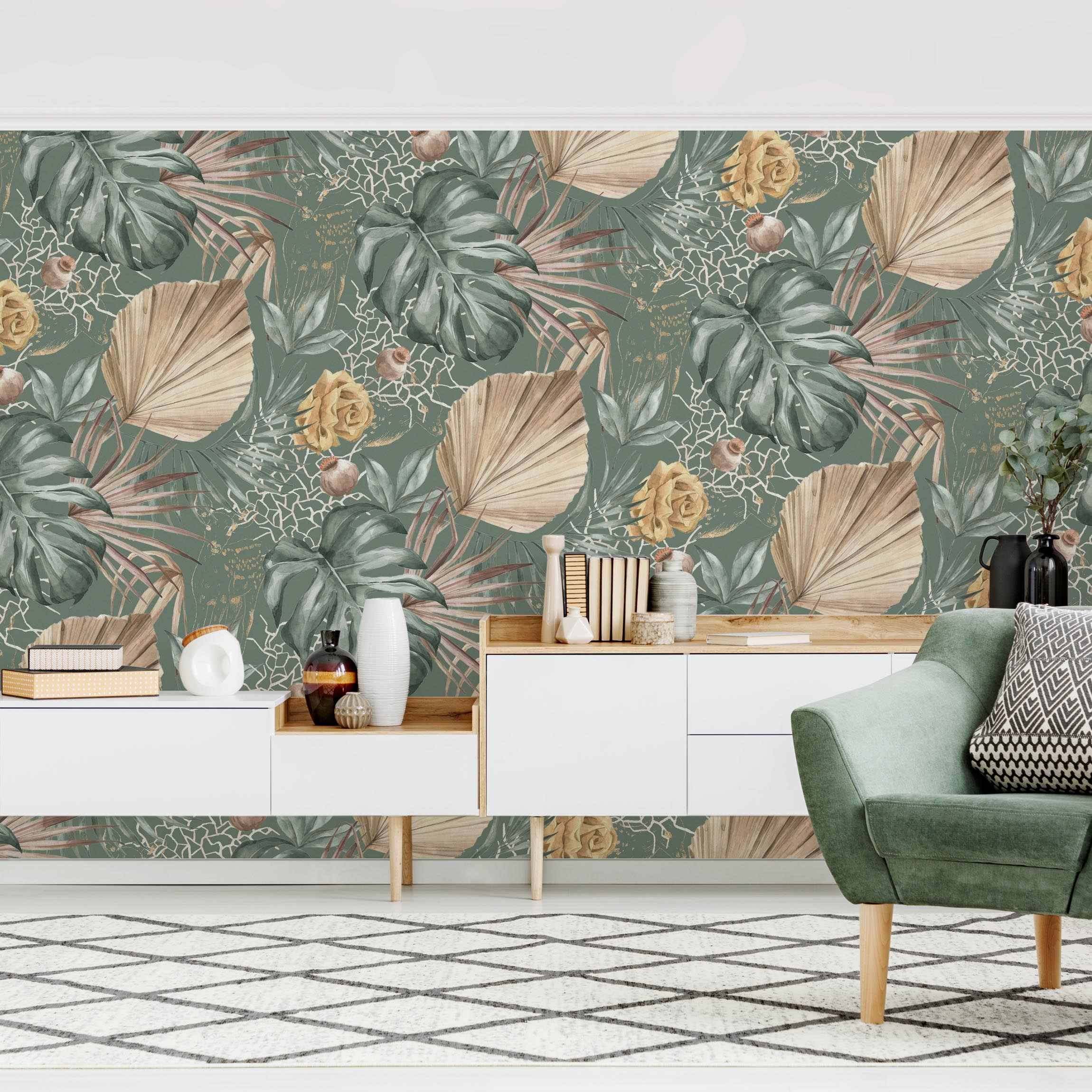 Mustertapete Große Blätter mit Rosen vor Grün