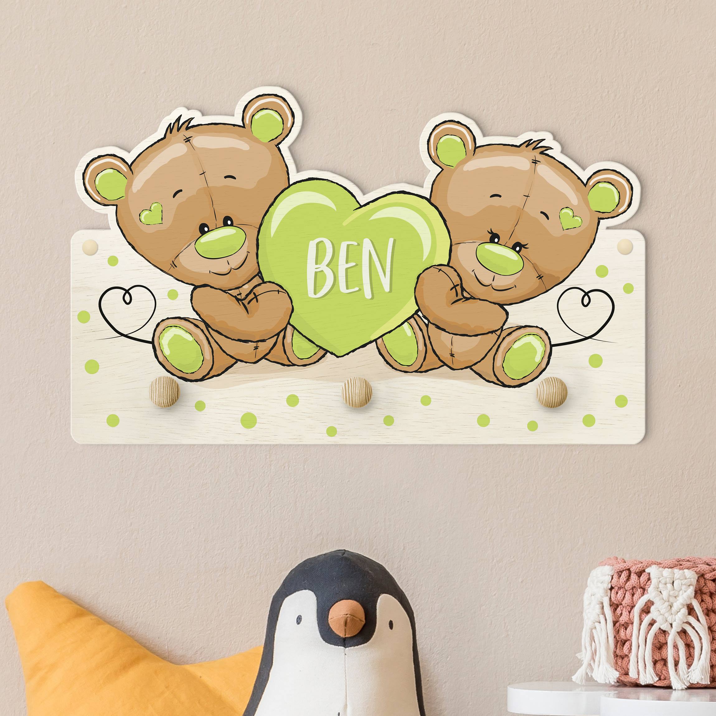Kindergarderobe Holz mit Namen Herz Bären mit Wunschnamen grün