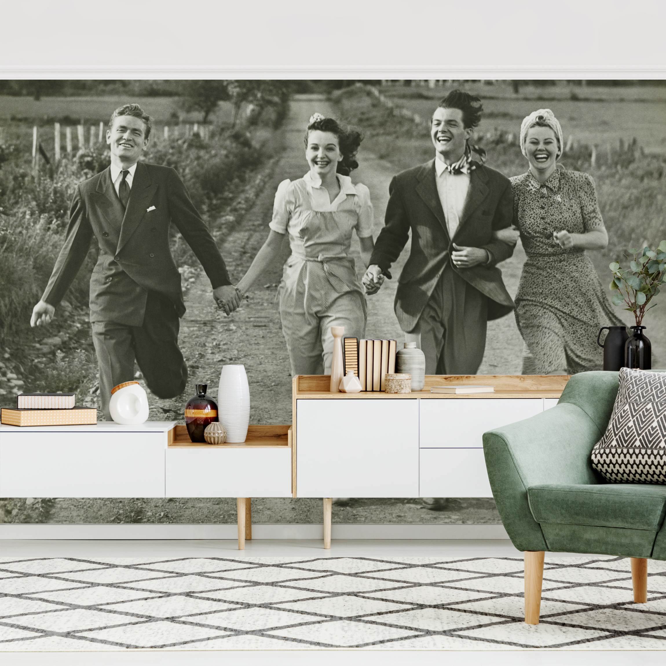 Fototapete Holding Hands