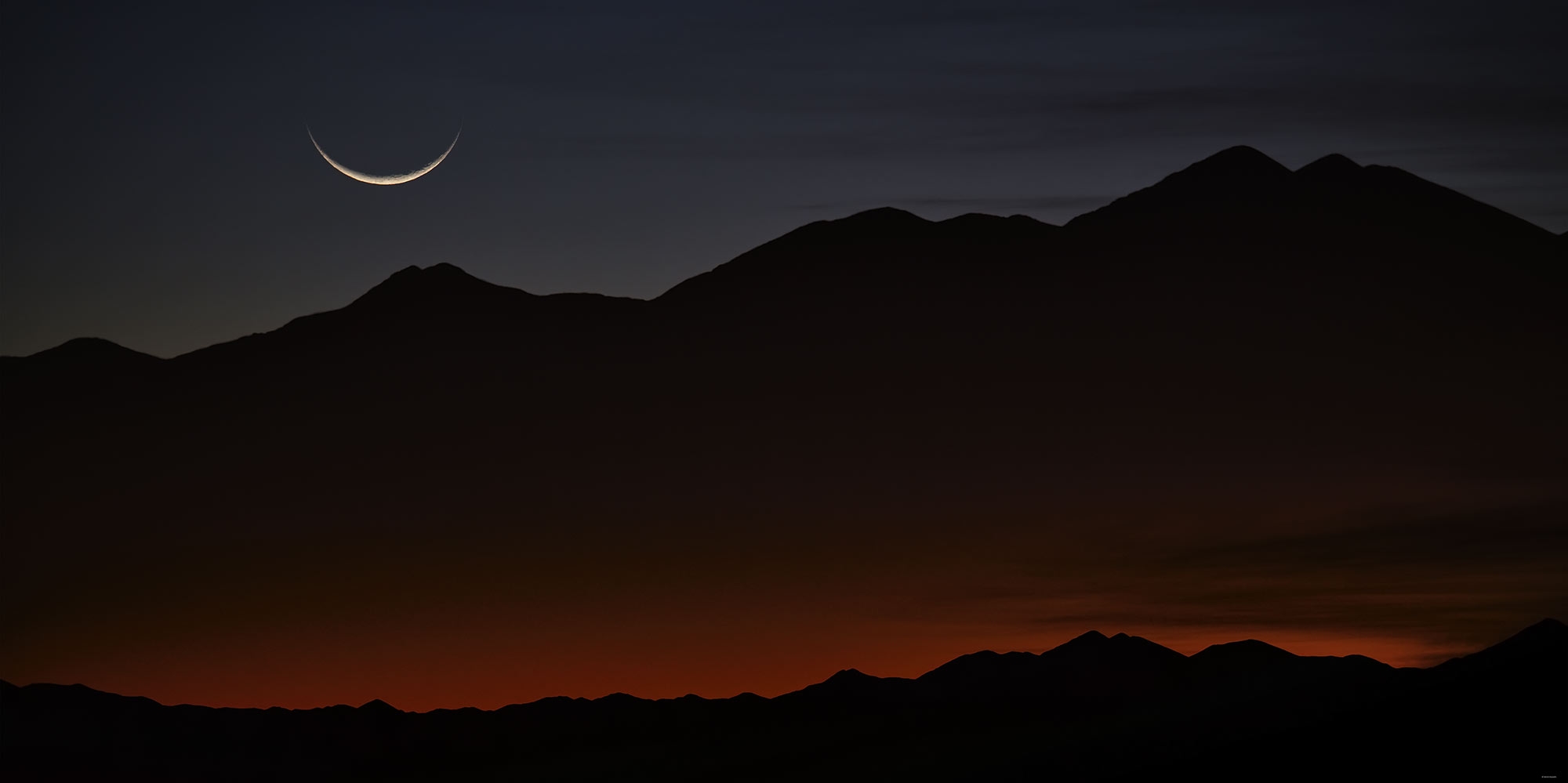 Fototapete Red Shining Mountain