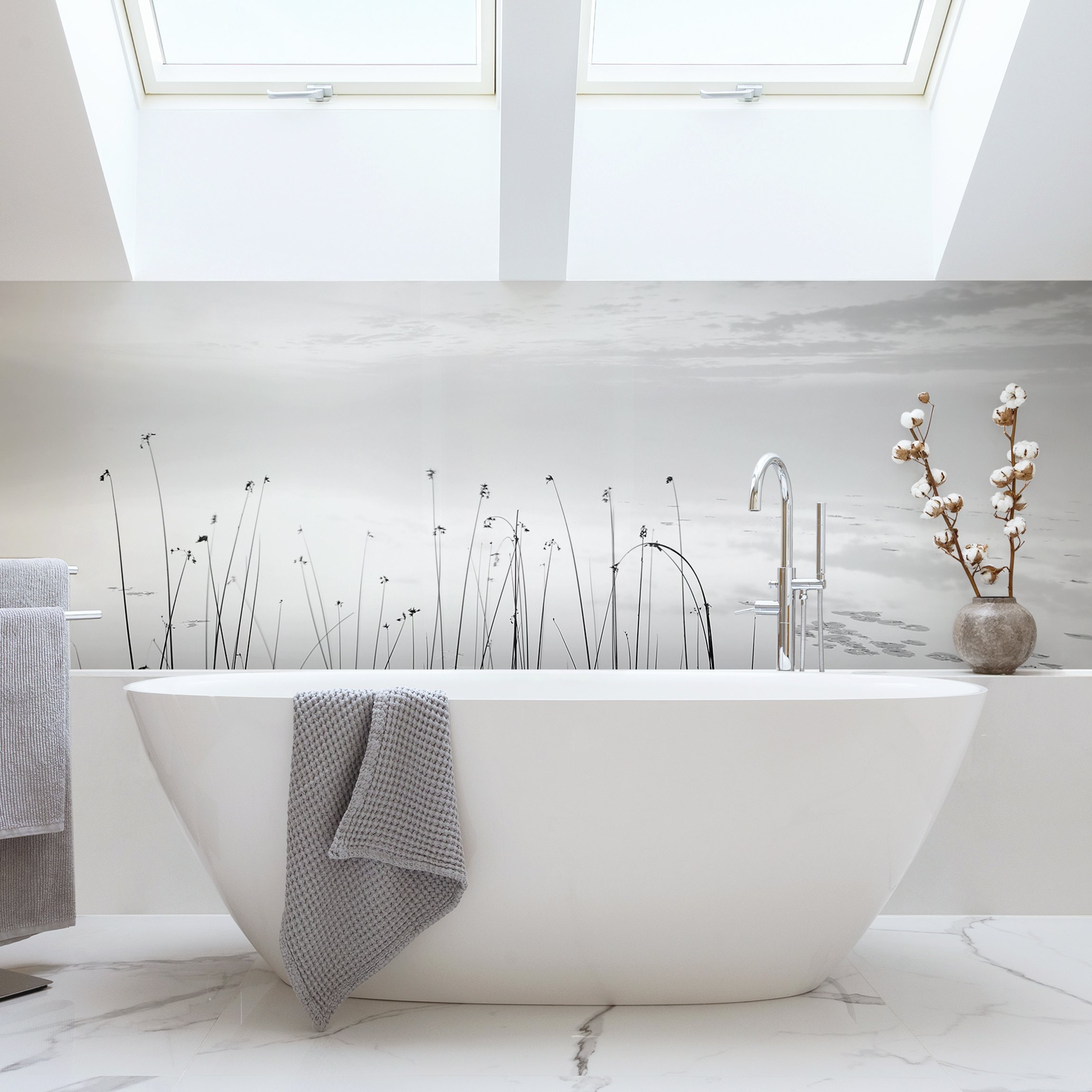 Wandverkleidung Bad Idylle am See Schwarz-Weiß