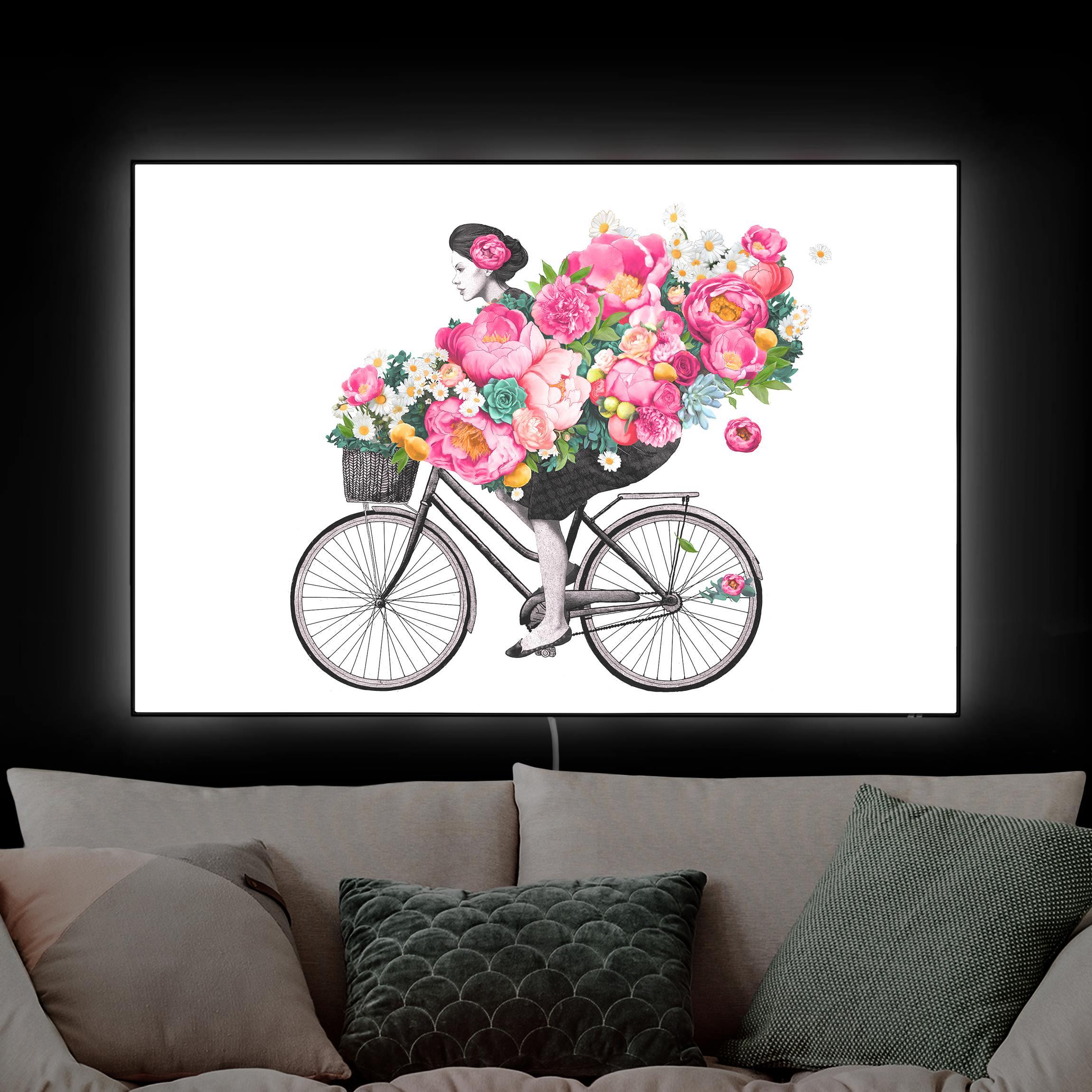 LED-Wechselbild Illustration Frau auf Fahrrad Collage bunte Blumen