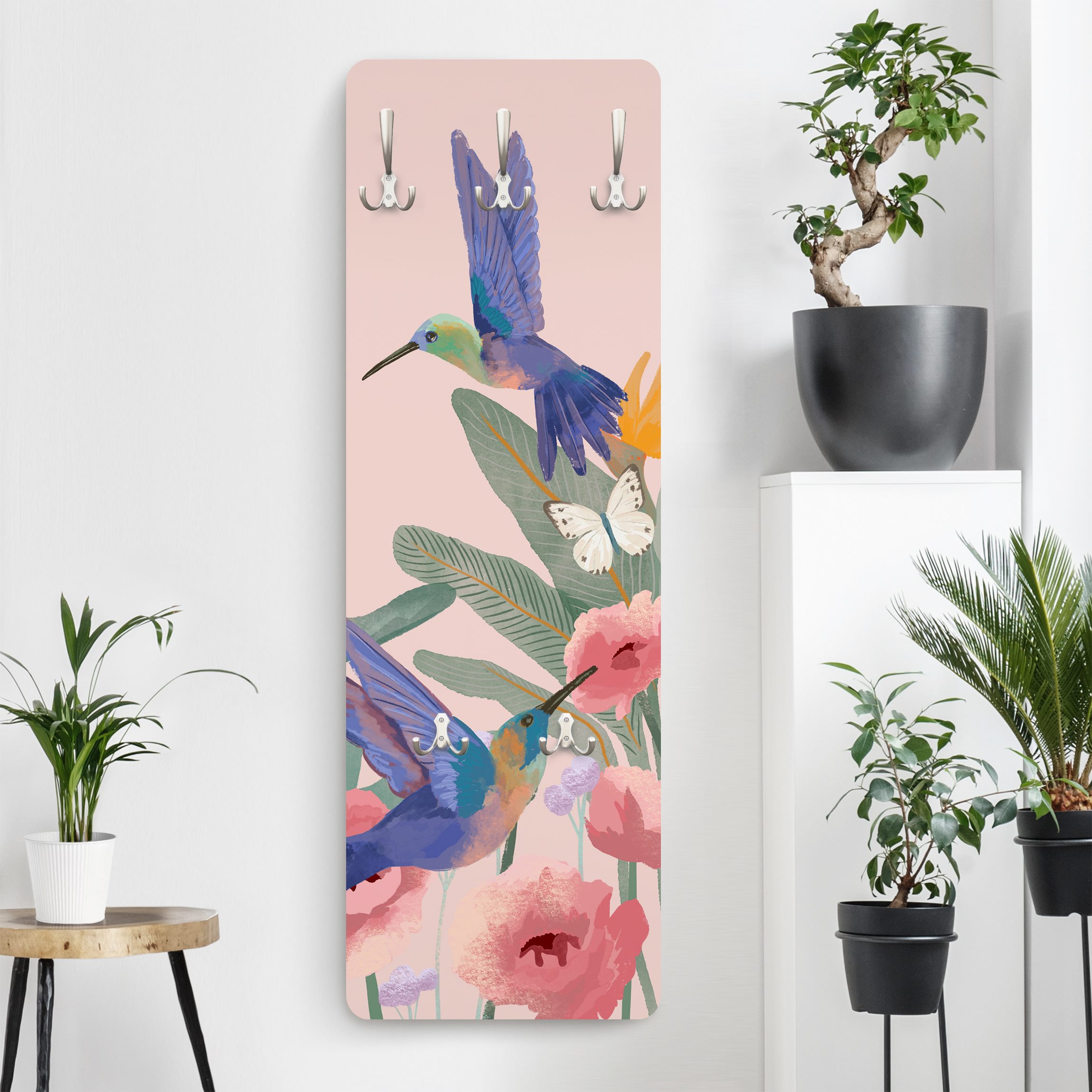 Wandgarderobe Kolibris und rosa Blüten