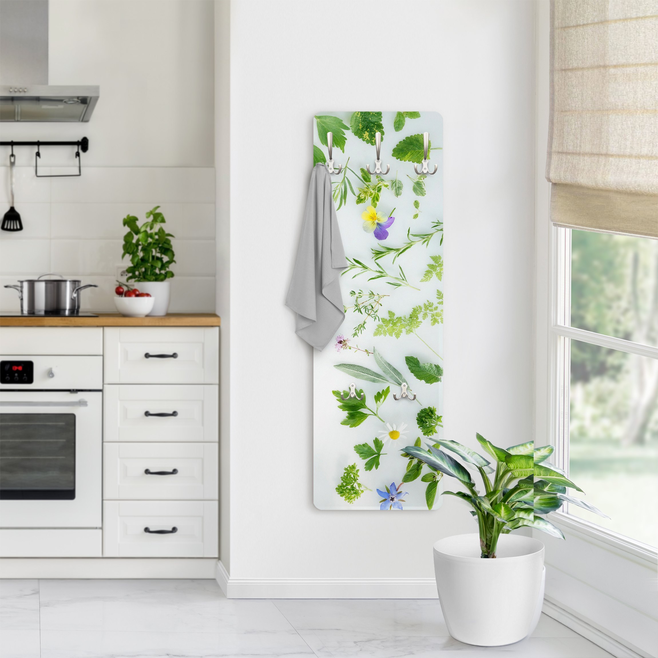 Wandgarderobe Kräuter und Blüten