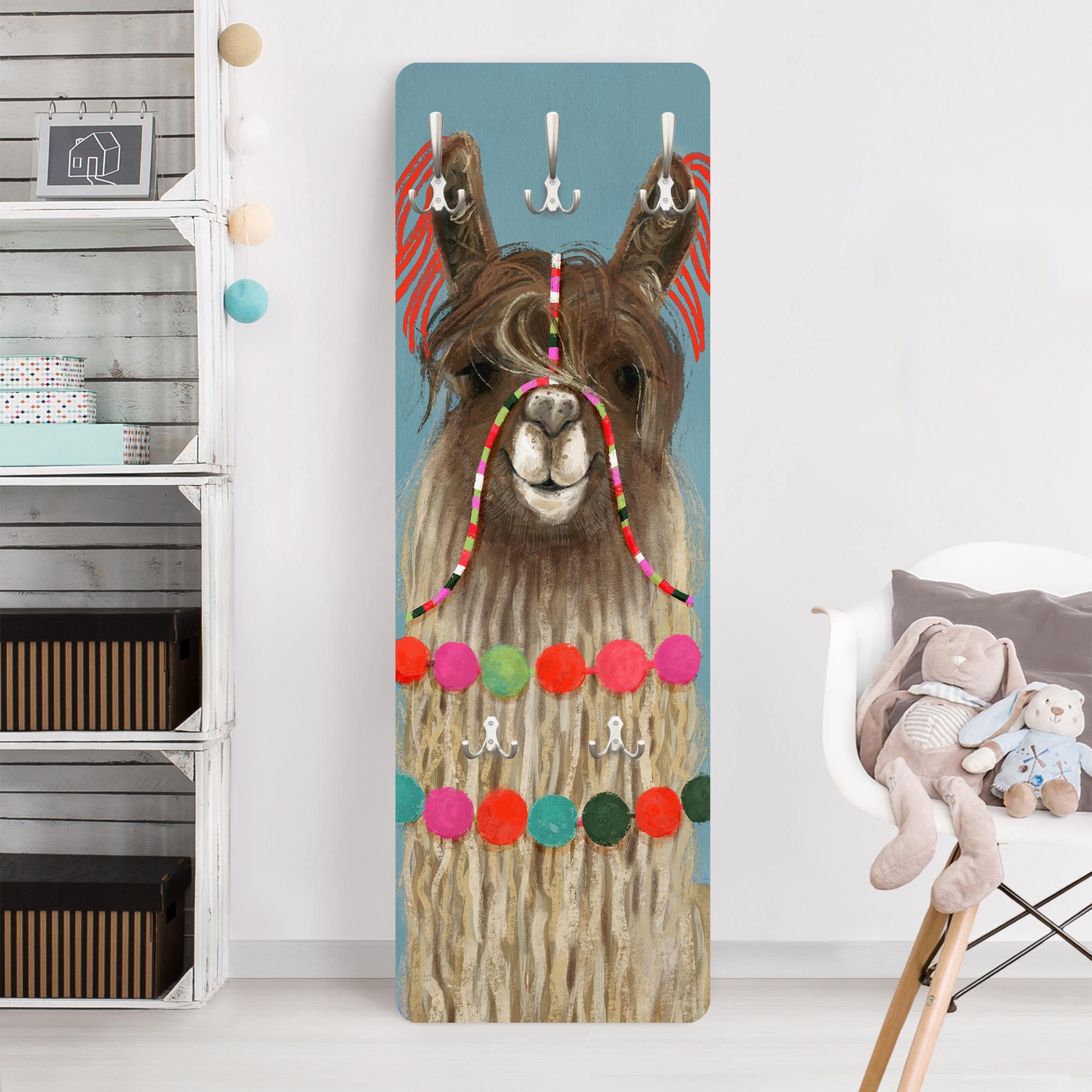 Wandgarderobe Holzpaneel Lama mit Schmuck I