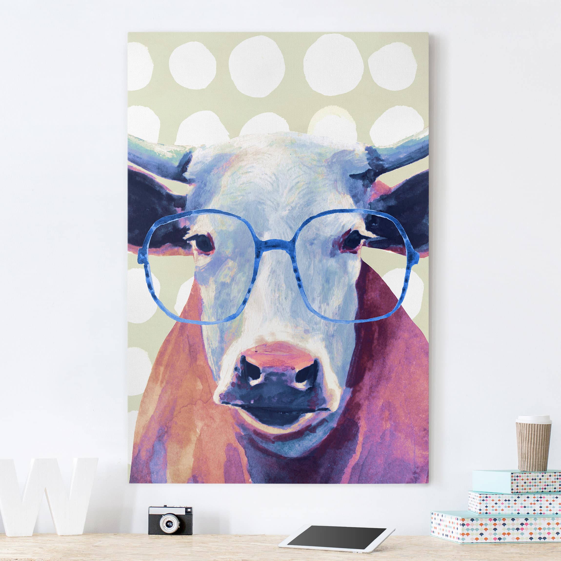 Leinwandbild - Hochformat Bebrillte Tiere - Kuh