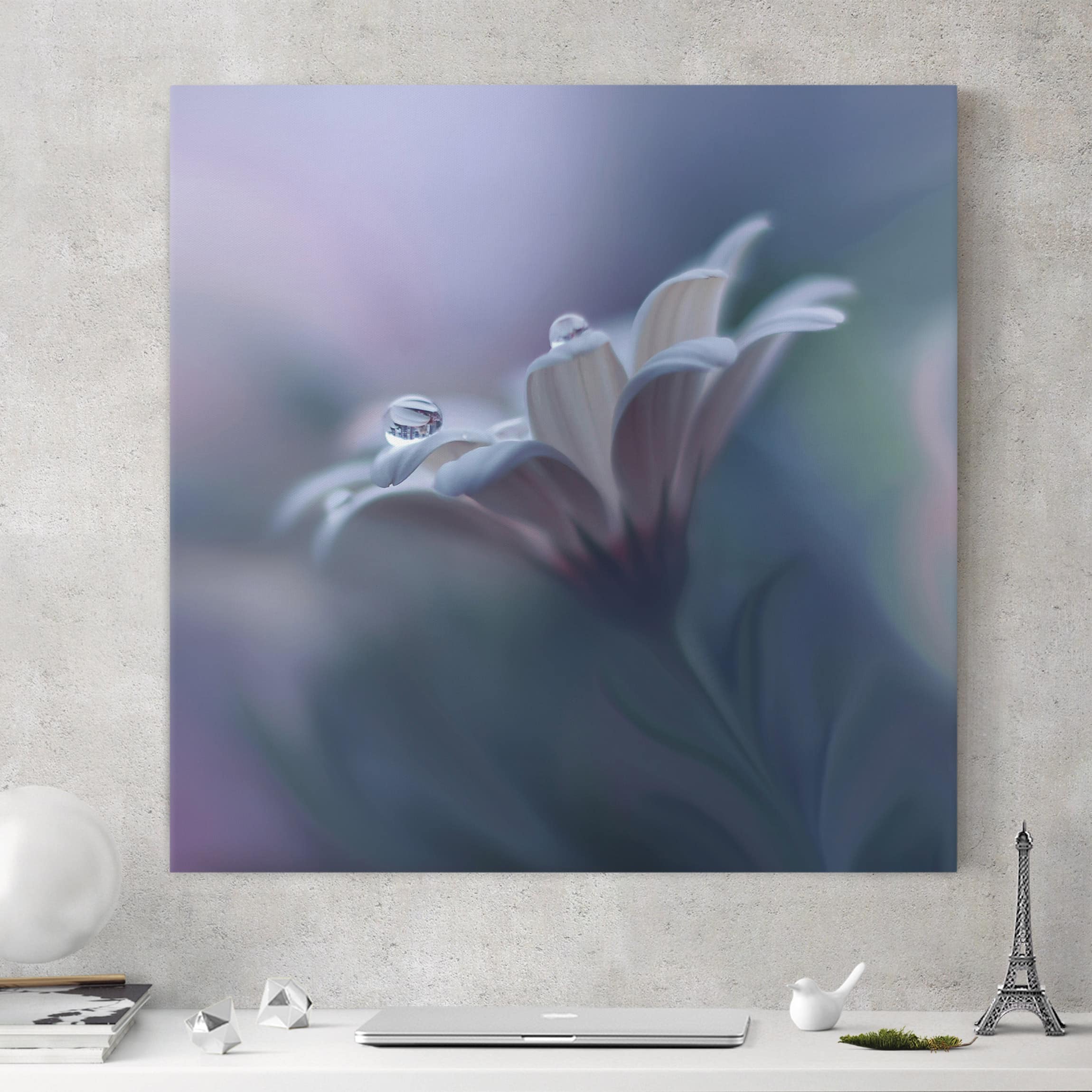 Leinwandbild Blumen Behind Closed Eyes