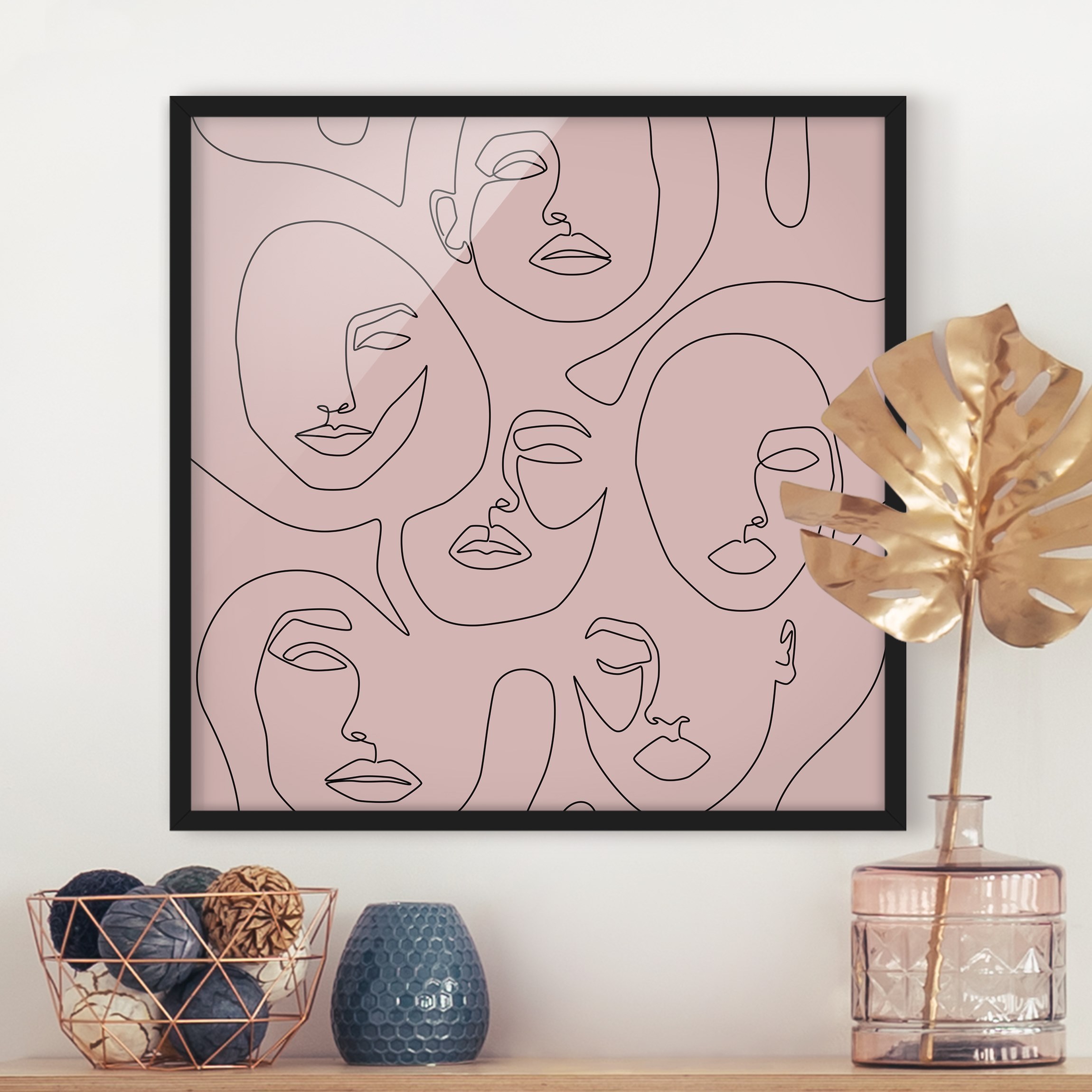 Bild mit Rahmen Line Art - Beauty Portraits in Blush Rose