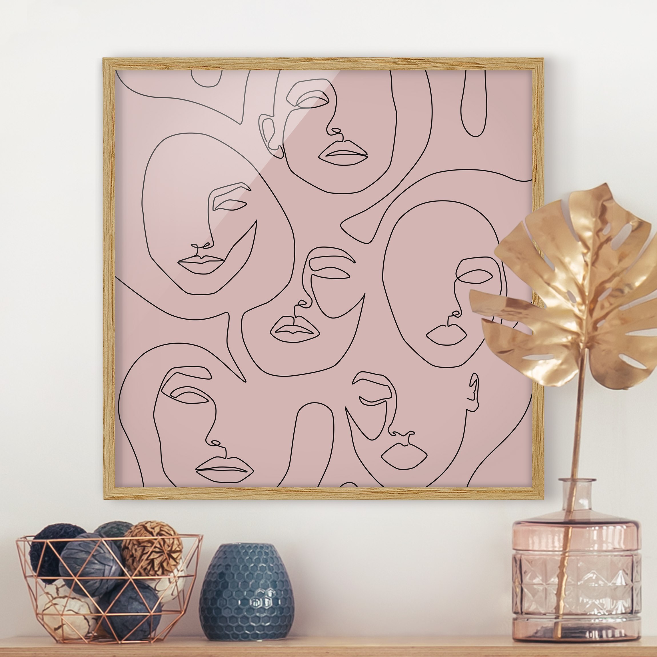 Bild mit Rahmen Line Art - Beauty Portraits in Blush Rose