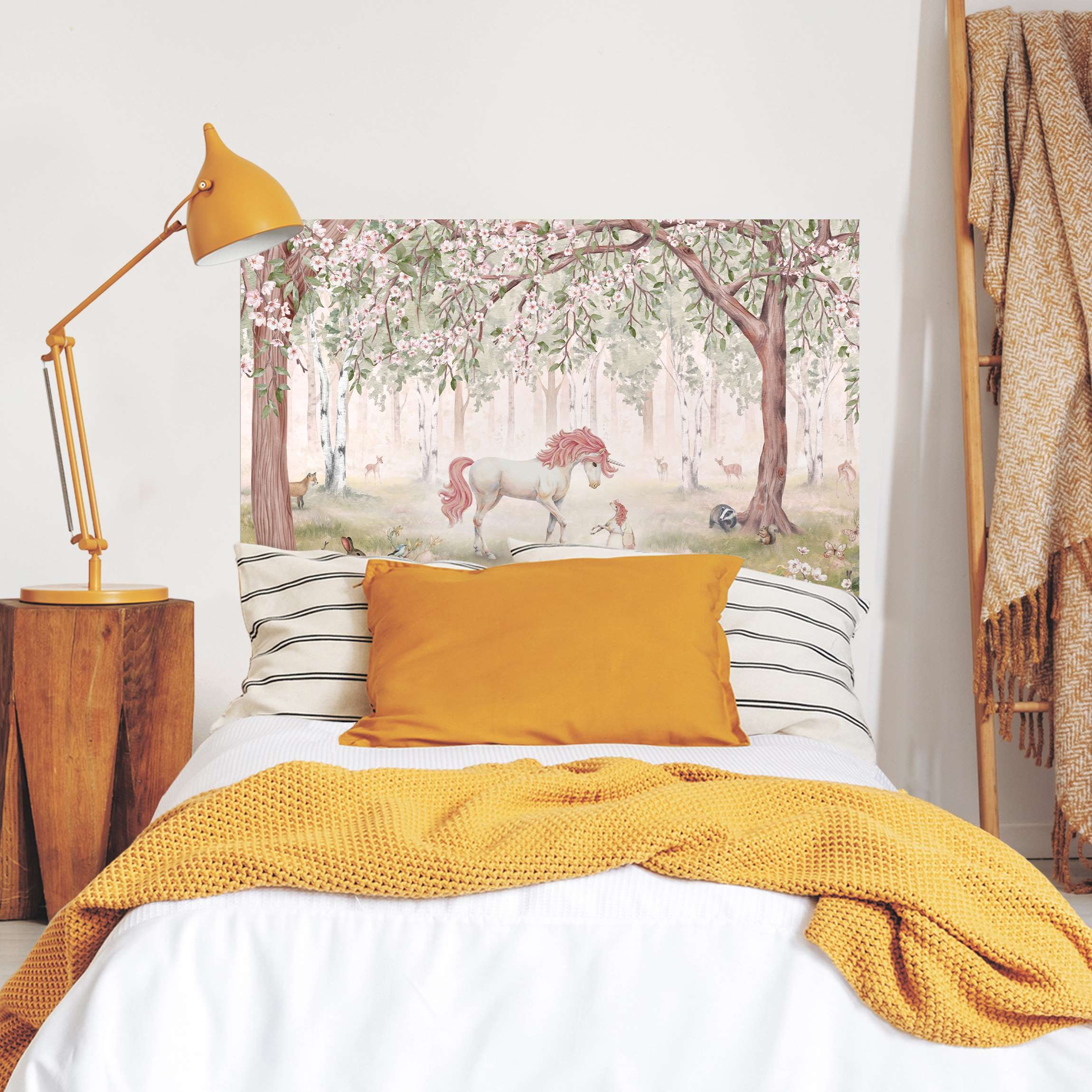 Kopfteil Bett Magischer Wald mit grünen Bäumen