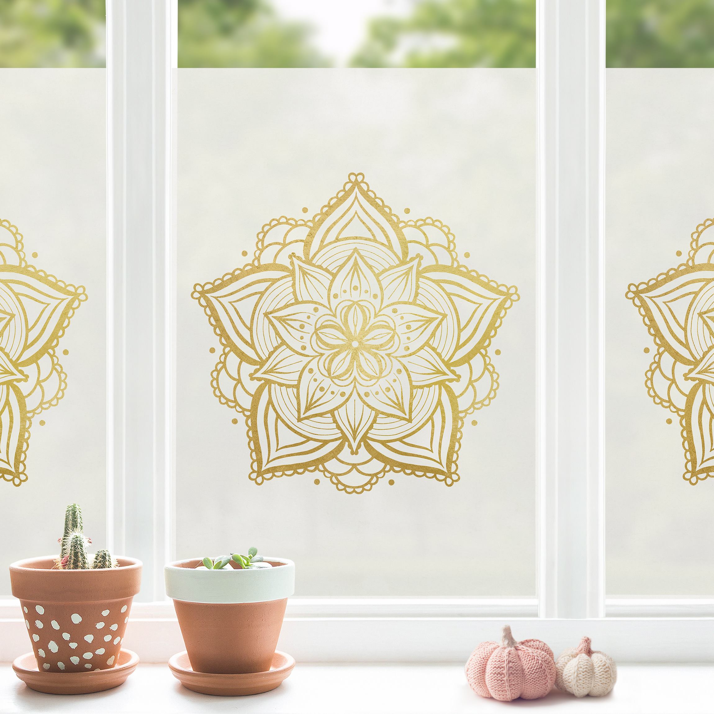 Fensterfolie Mandala Blüte Illustration weiß gold