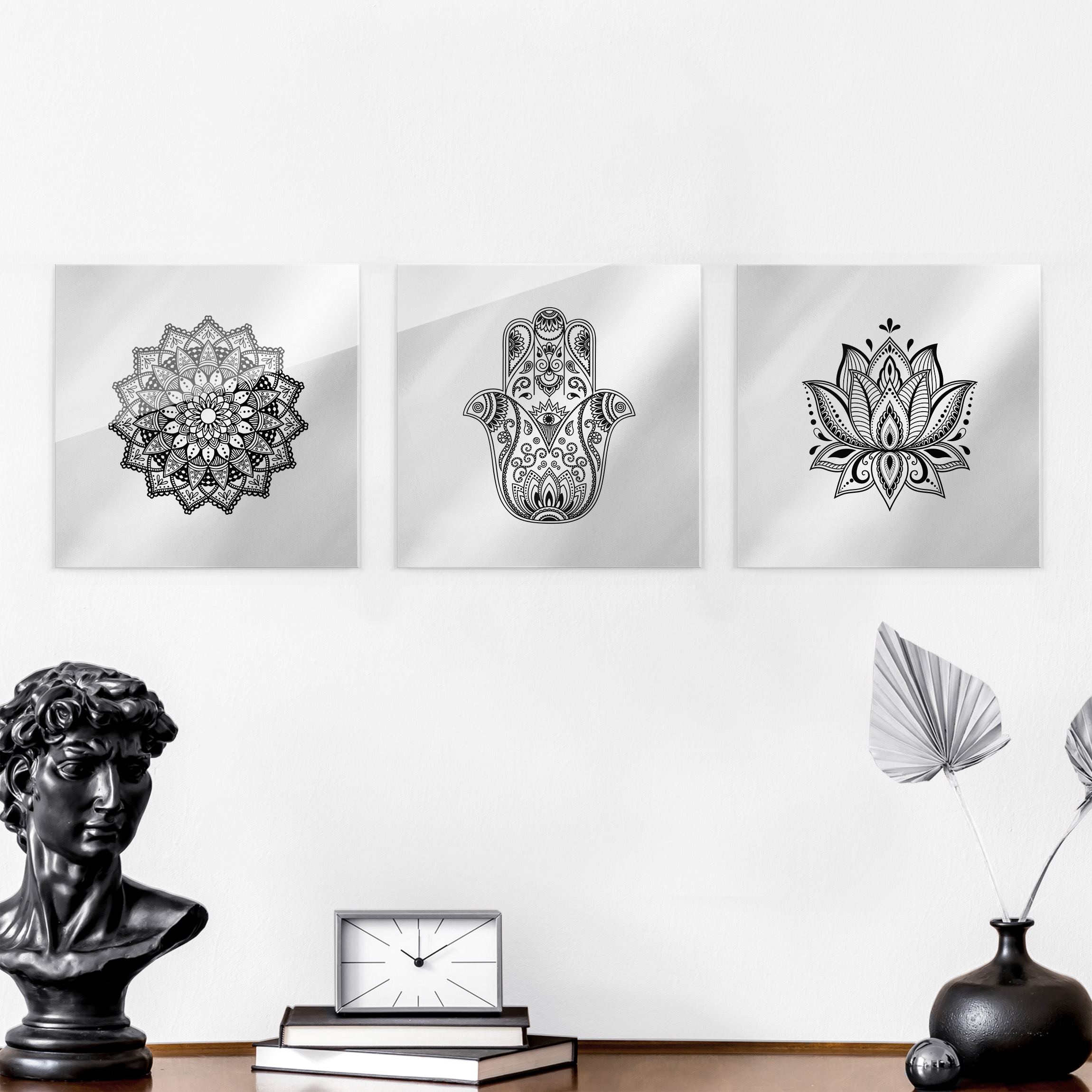 3-teiliges Glasbild Mandala Hamsa Hand Lotus Set auf Weiß