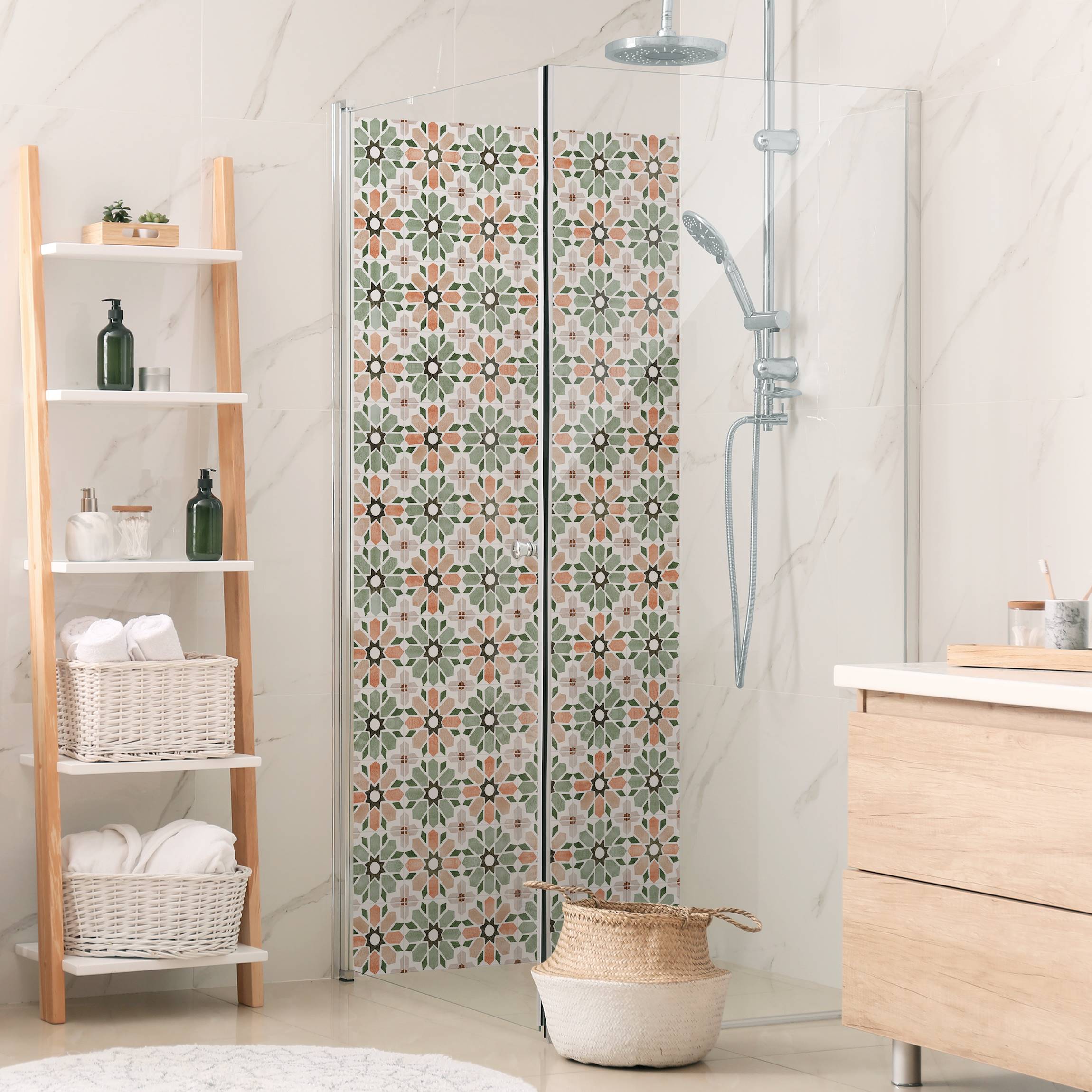 Duschrückwand Marokkanische Fliesen Grün und Apricot