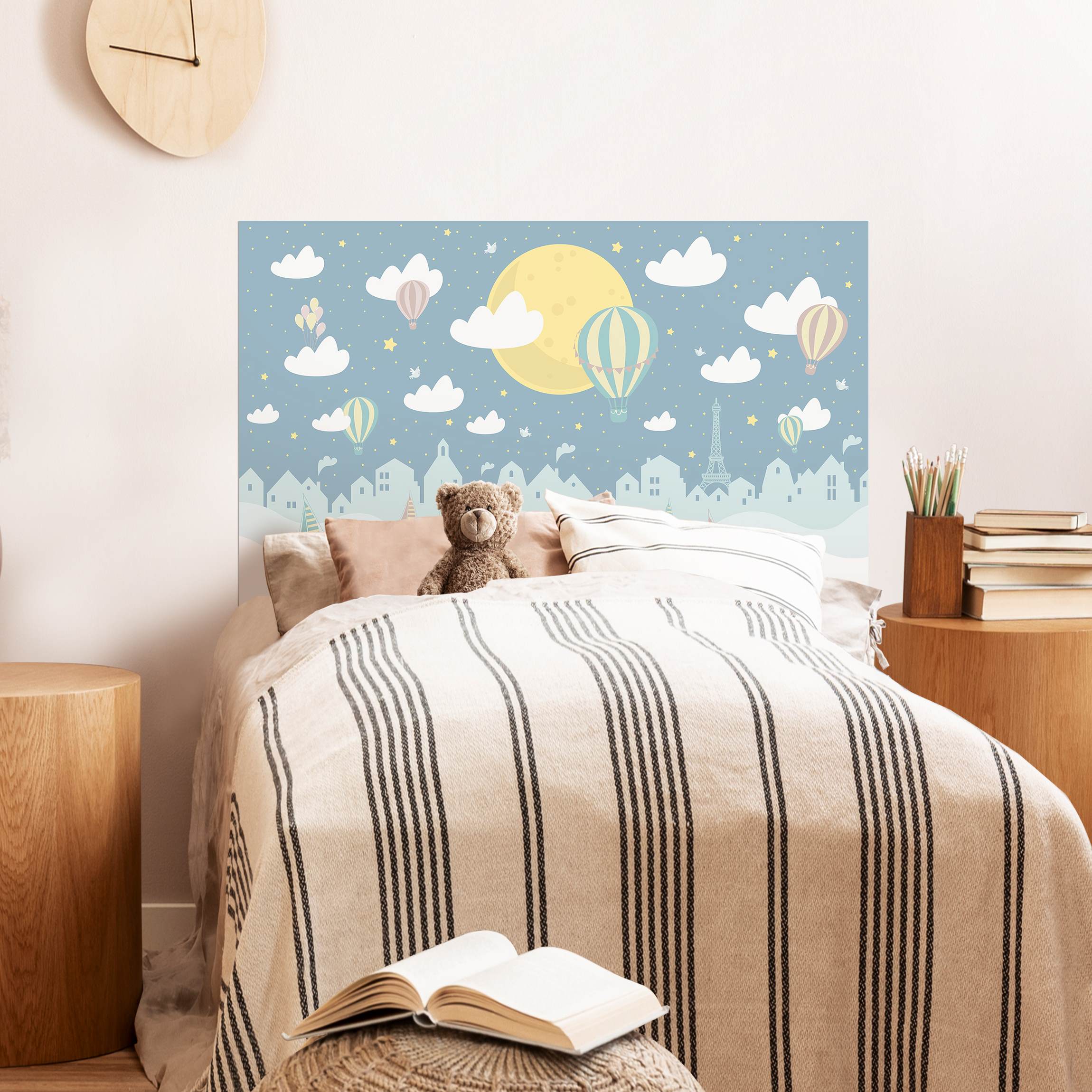 Kopfteil Bett Paris mit Sternen und Heißluftballon